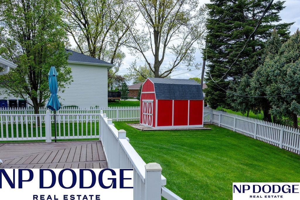 1540 Pinewood Drive, Omaha, Nebraska image 42