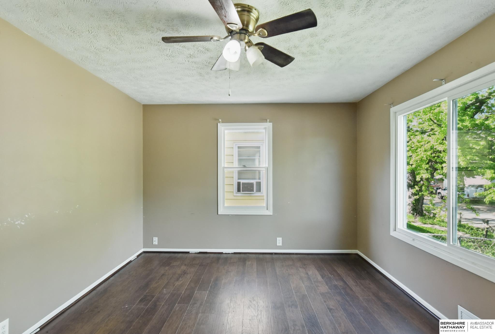 3325 N 38th Street, Omaha, Nebraska image 3