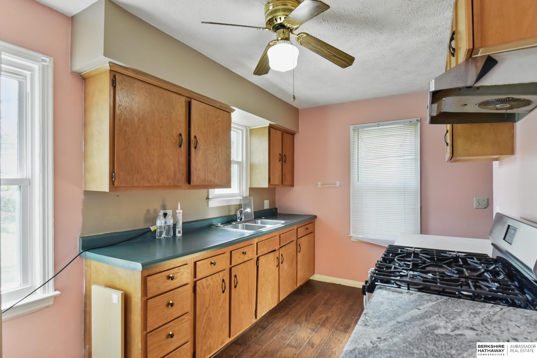 3325 N 38th Street, Omaha, Nebraska image 6