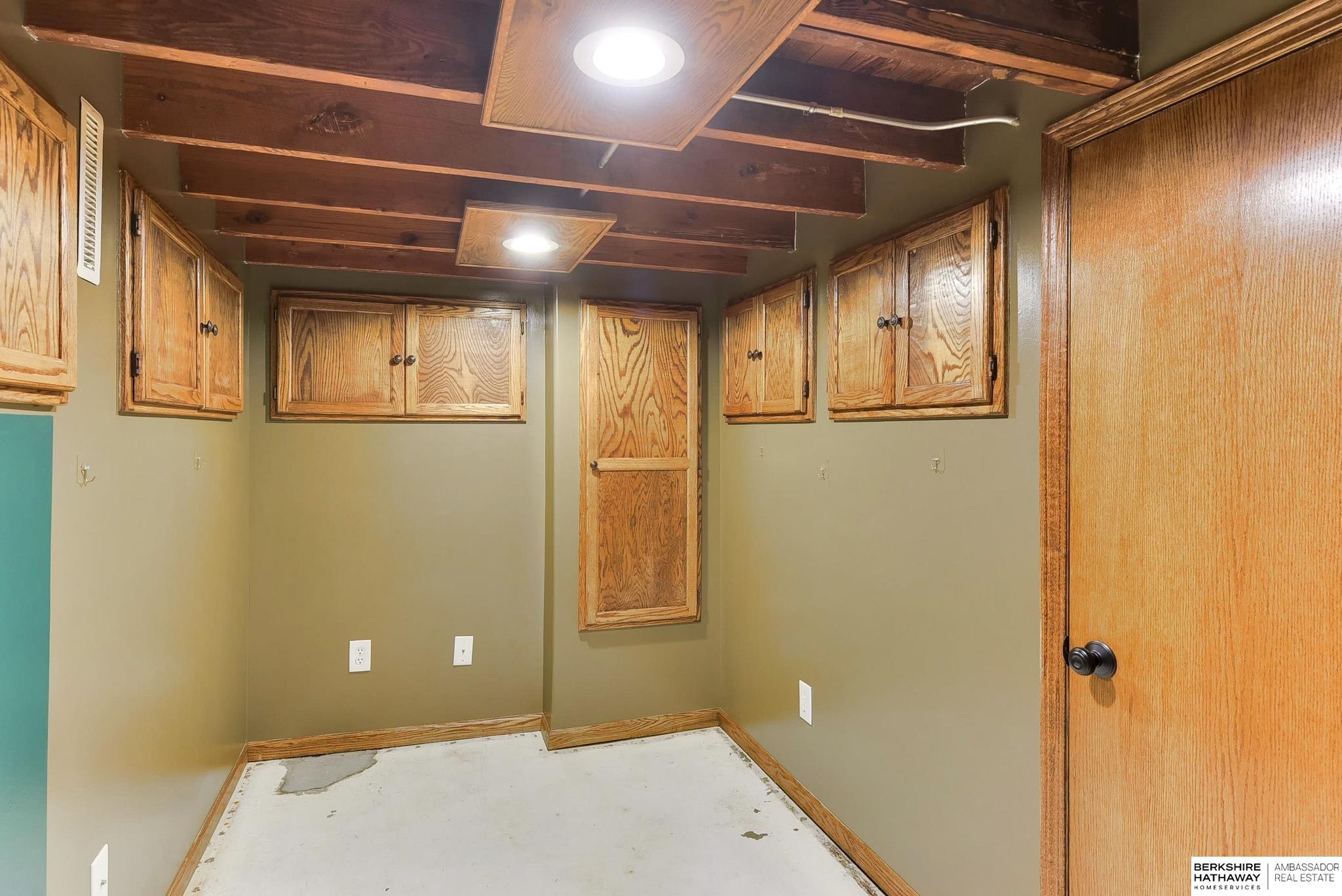 2784 Dupont Street, Omaha, Nebraska image 16