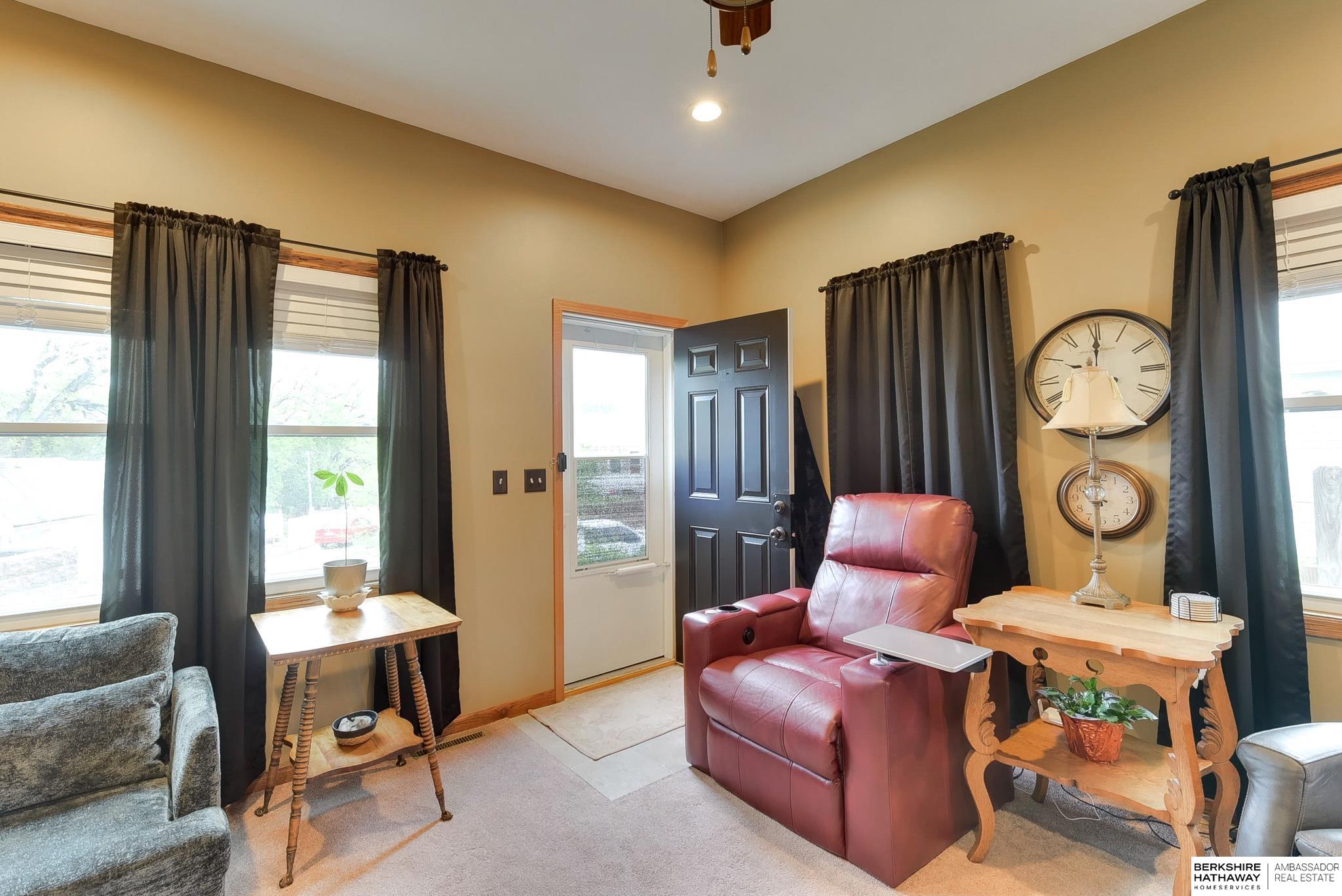 2784 Dupont Street, Omaha, Nebraska image 5