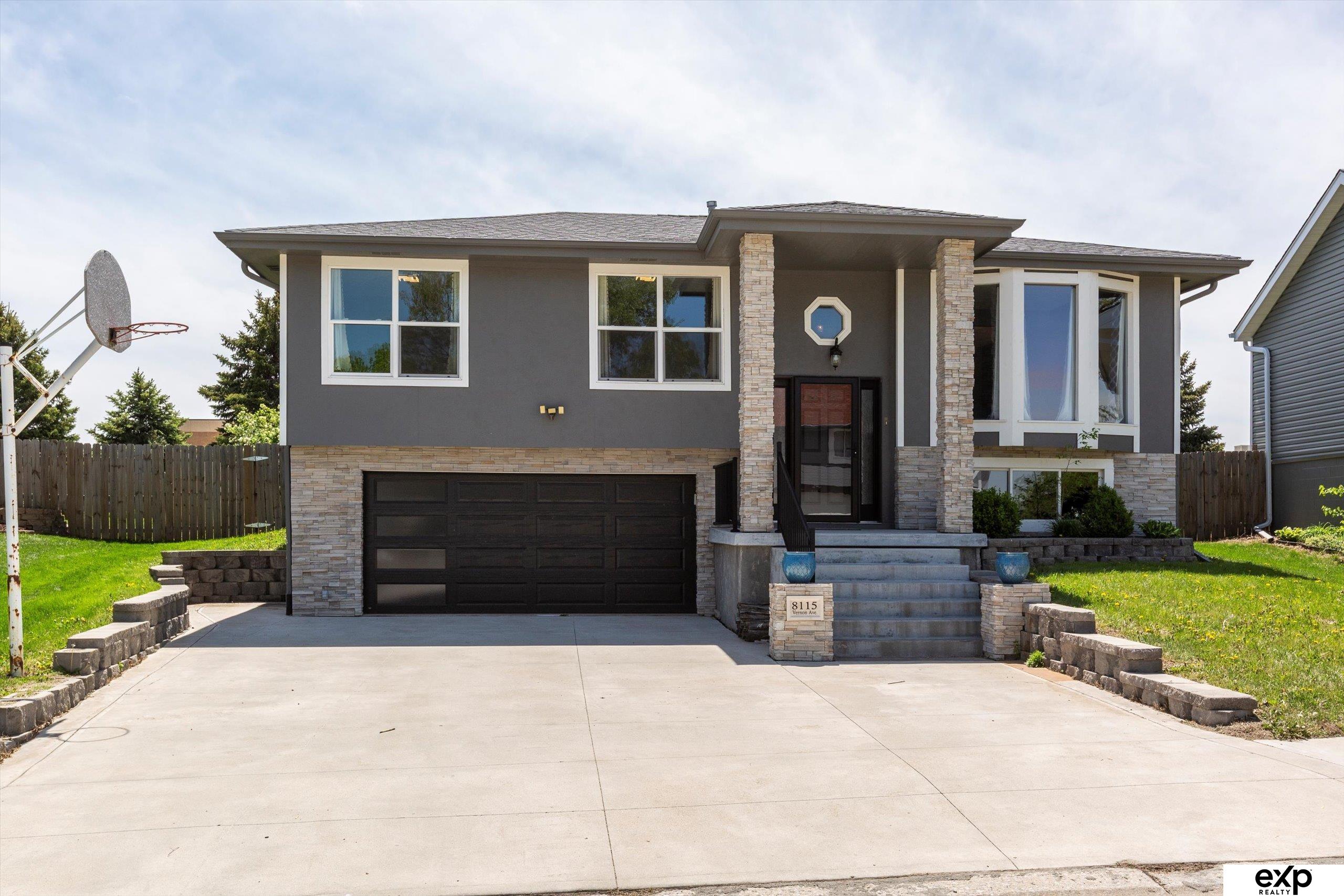 8115 Vernon Avenue, Omaha, Nebraska image 1
