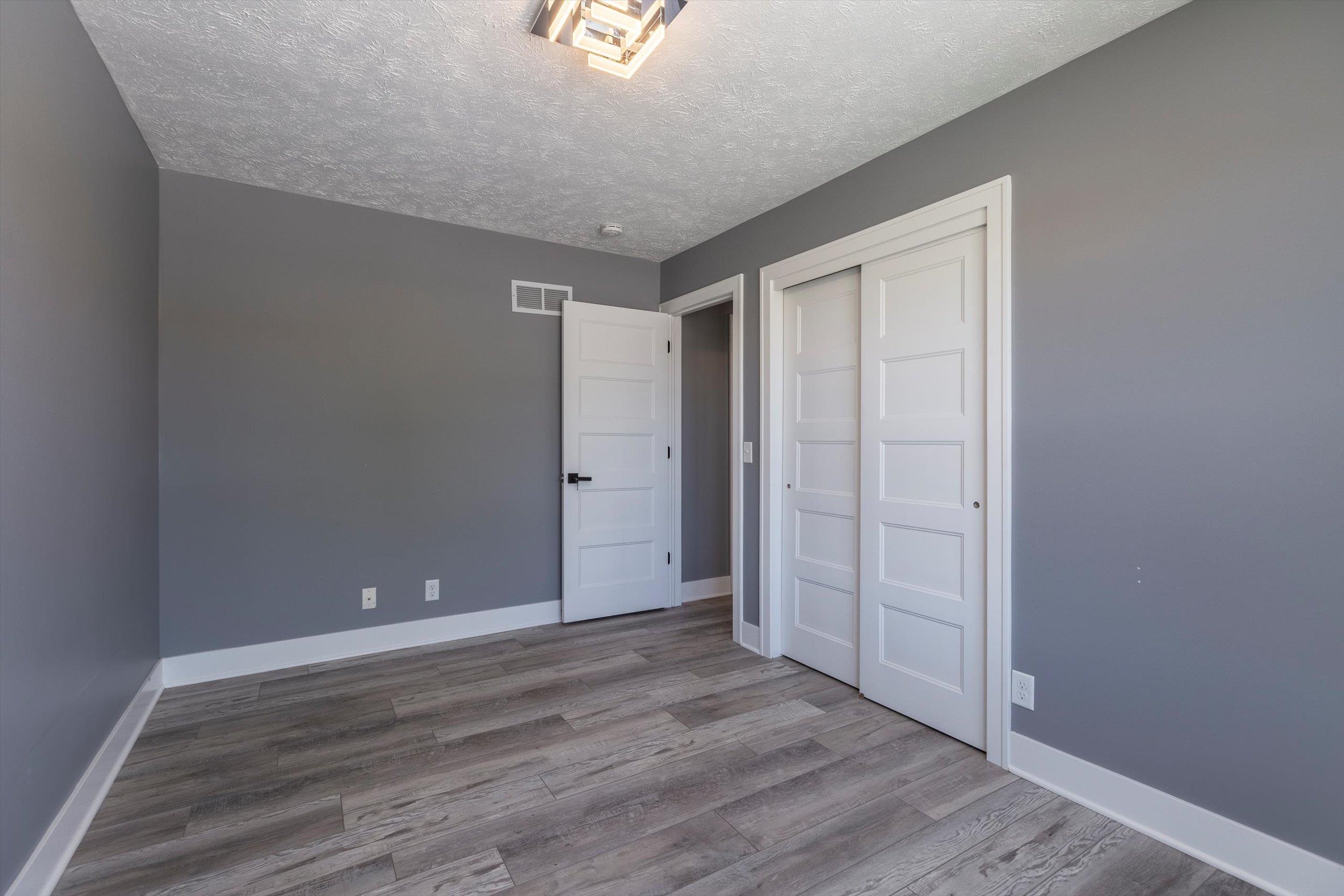 8115 Vernon Avenue, Omaha, Nebraska image 18