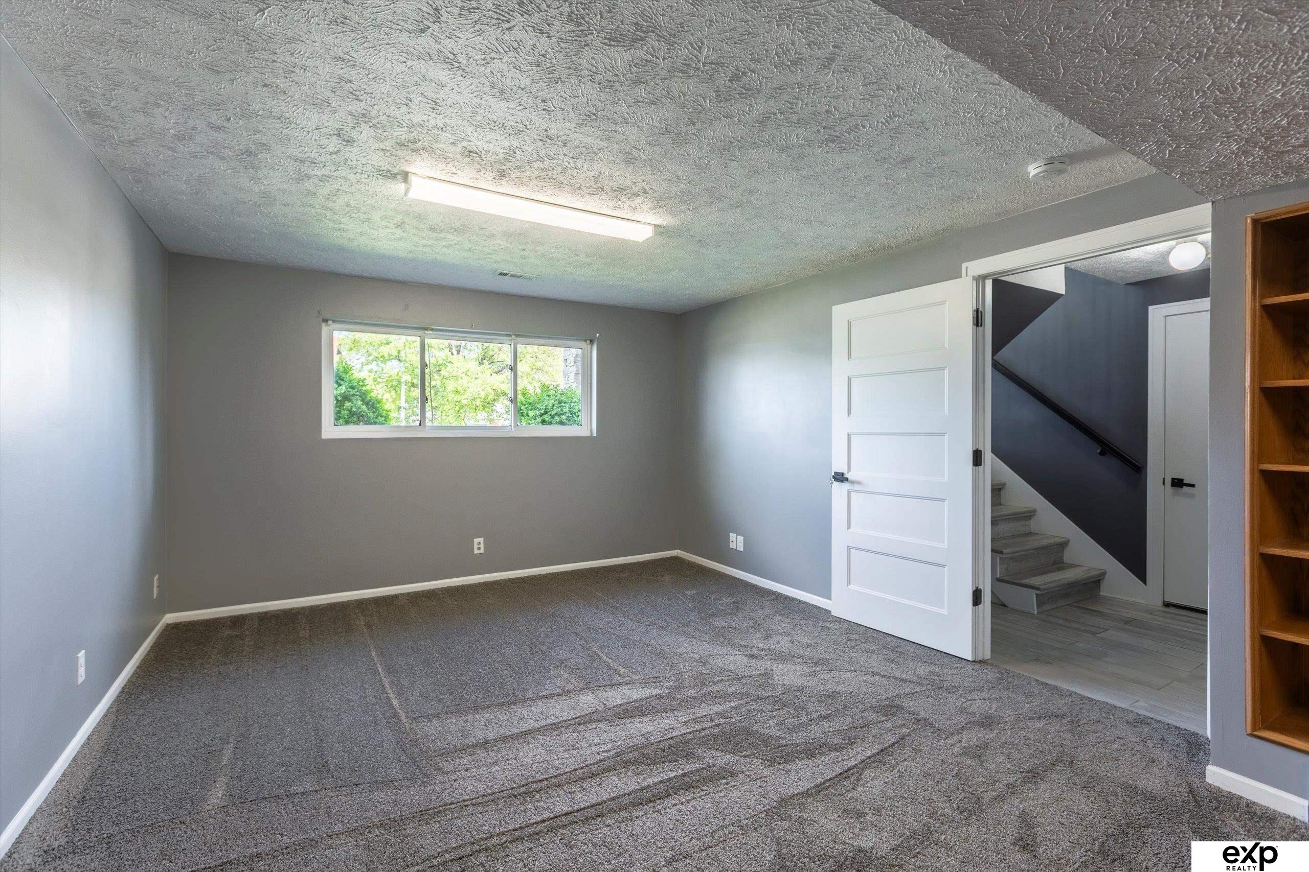 8115 Vernon Avenue, Omaha, Nebraska image 20