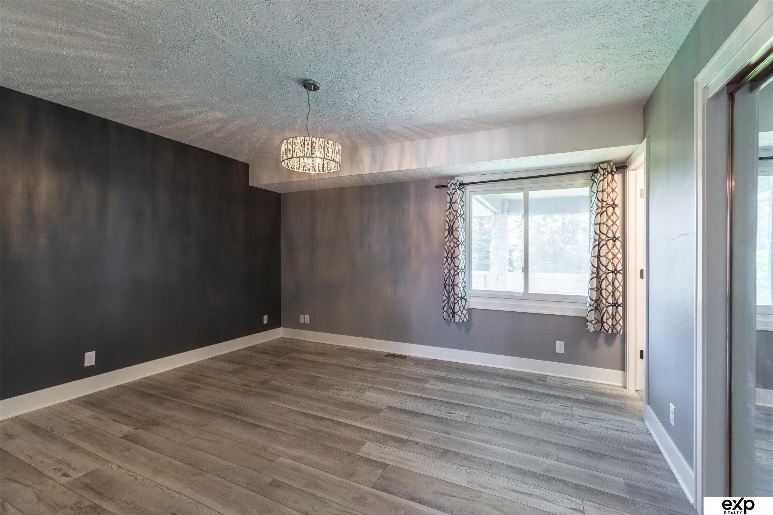 8115 Vernon Avenue, Omaha, Nebraska image 9