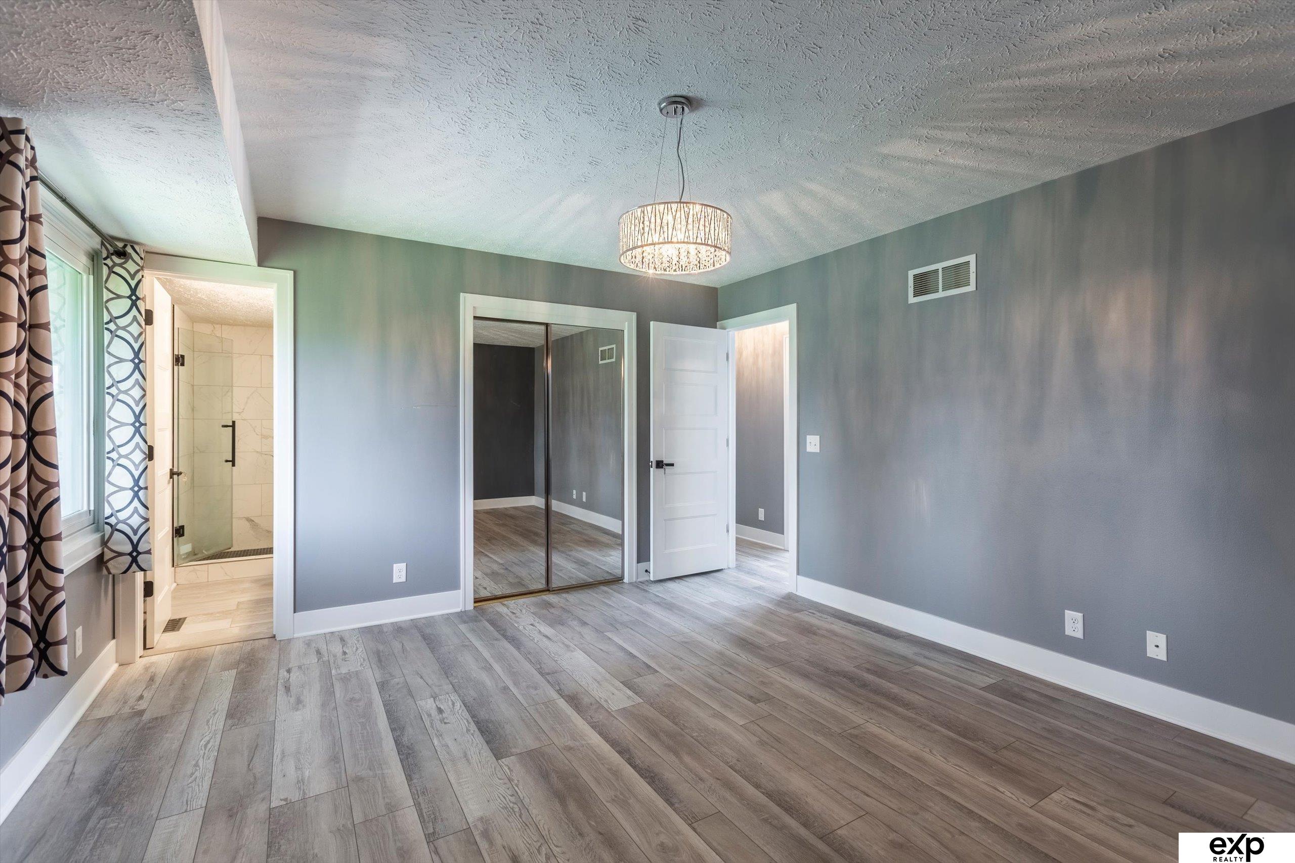 8115 Vernon Avenue, Omaha, Nebraska image 10