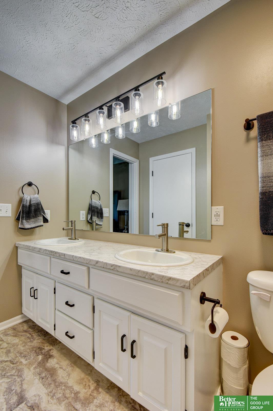 810 Calais Street, Bellevue, Nebraska image 31