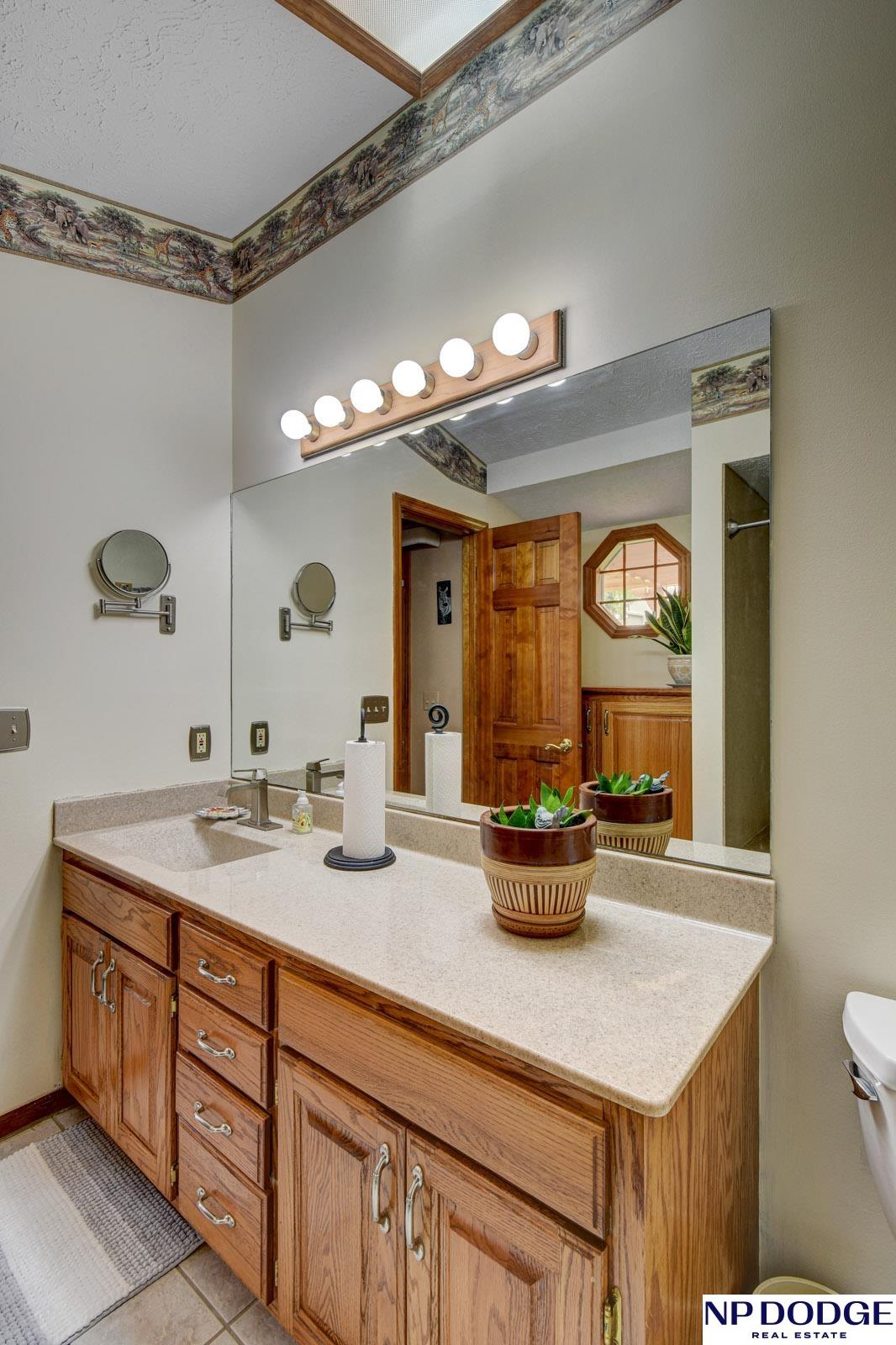 5082 S 149th Court, Omaha, Nebraska image 24