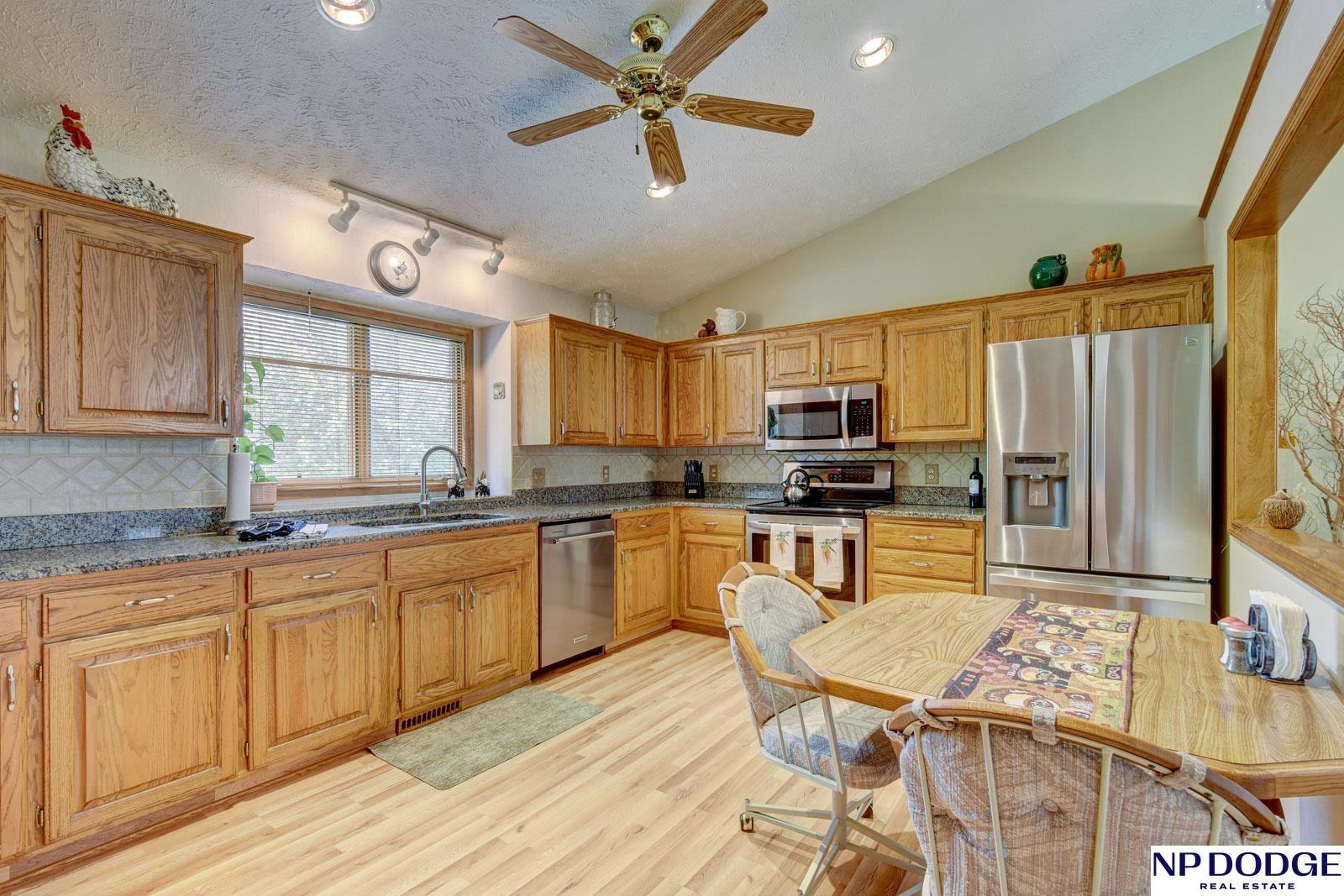 5082 S 149th Court, Omaha, Nebraska image 6