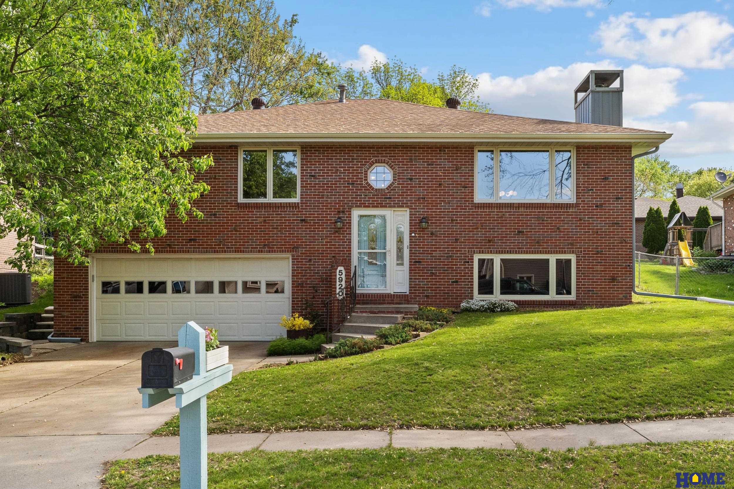 5920 Spruce Street, Lincoln, Nebraska image 1