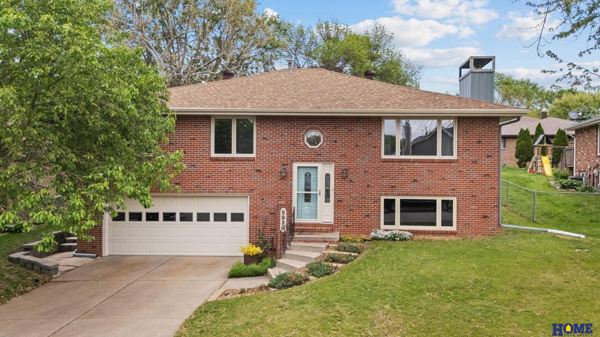 5920 Spruce Street, Lincoln, Nebraska image 2