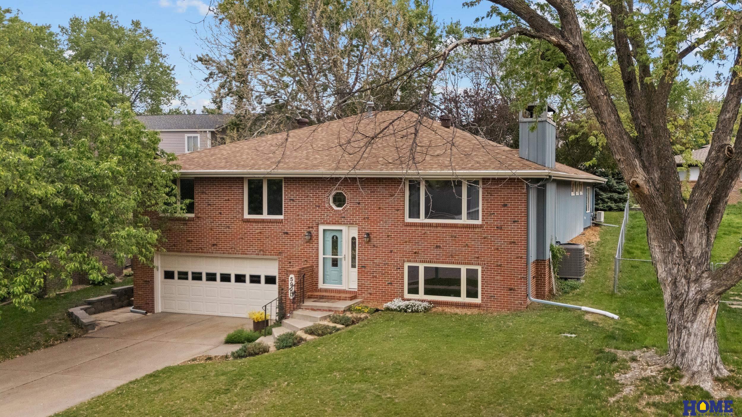 5920 Spruce Street, Lincoln, Nebraska image 3