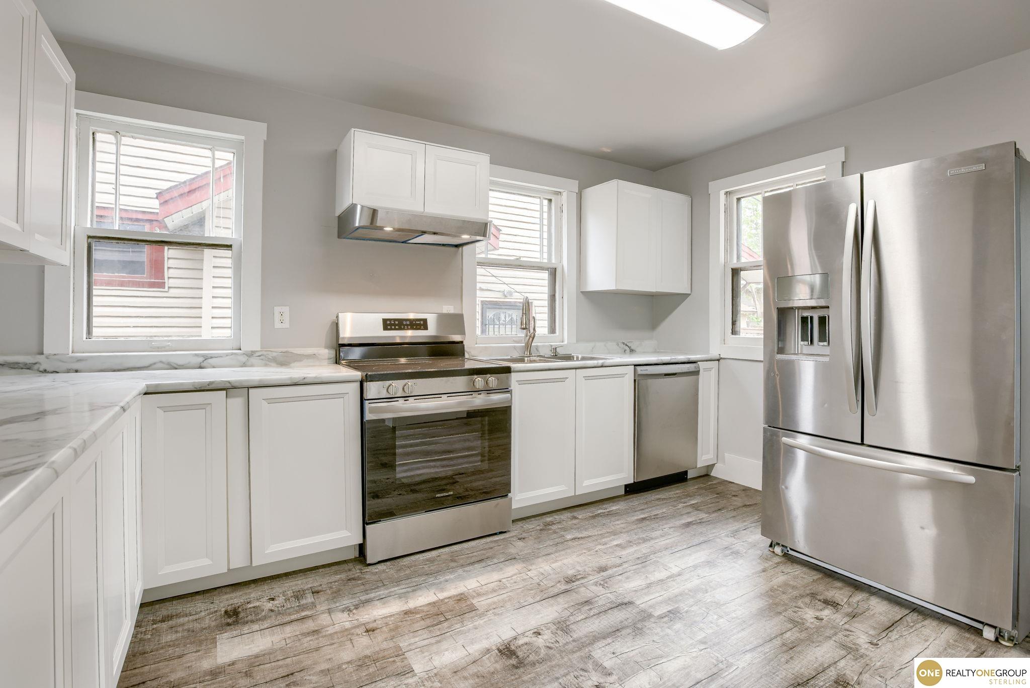 2858 Newport Avenue, Omaha, Nebraska image 3