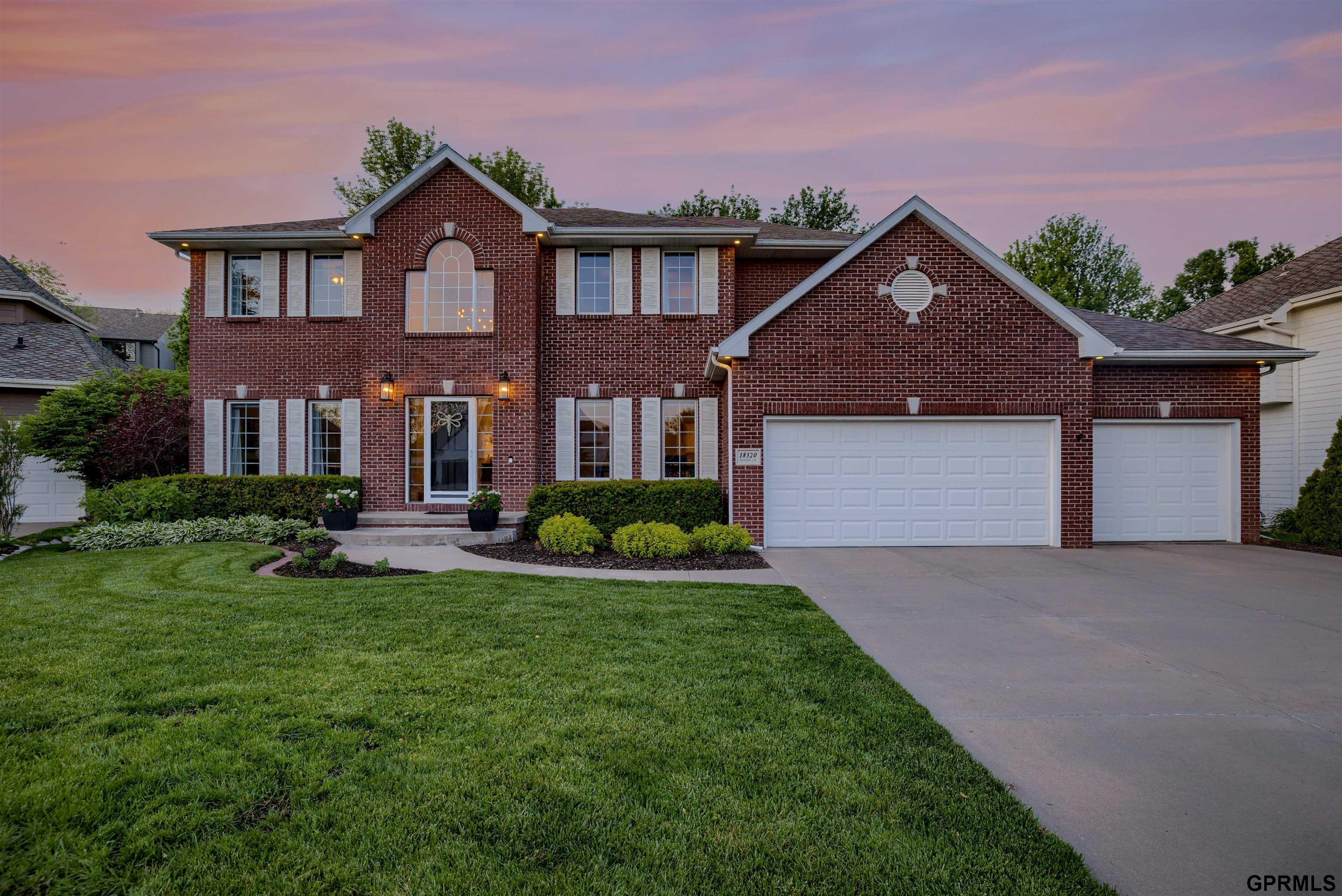 18320 Dupont Circle, Omaha, Nebraska image 1