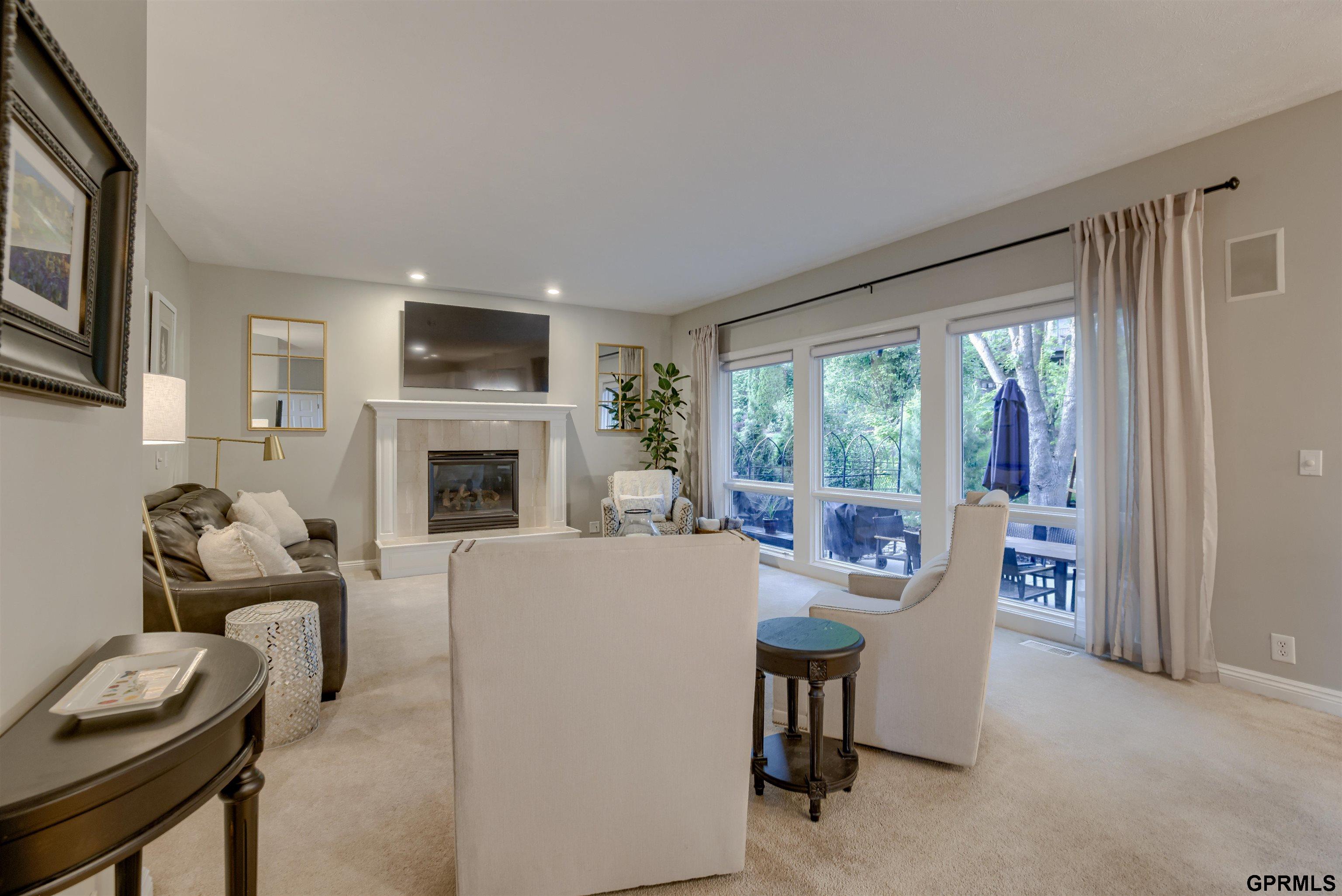 18320 Dupont Circle, Omaha, Nebraska image 6
