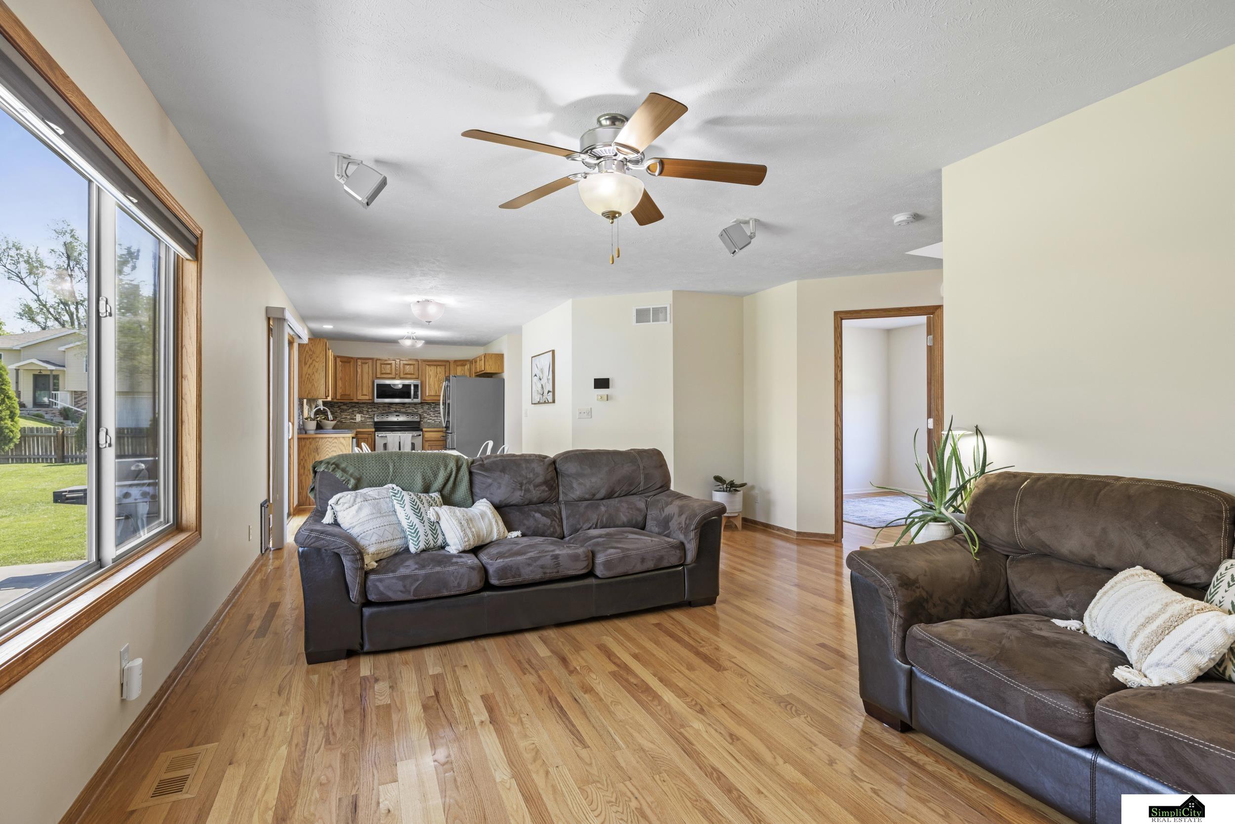 910 W 10th Street, Hickman, Nebraska image 6