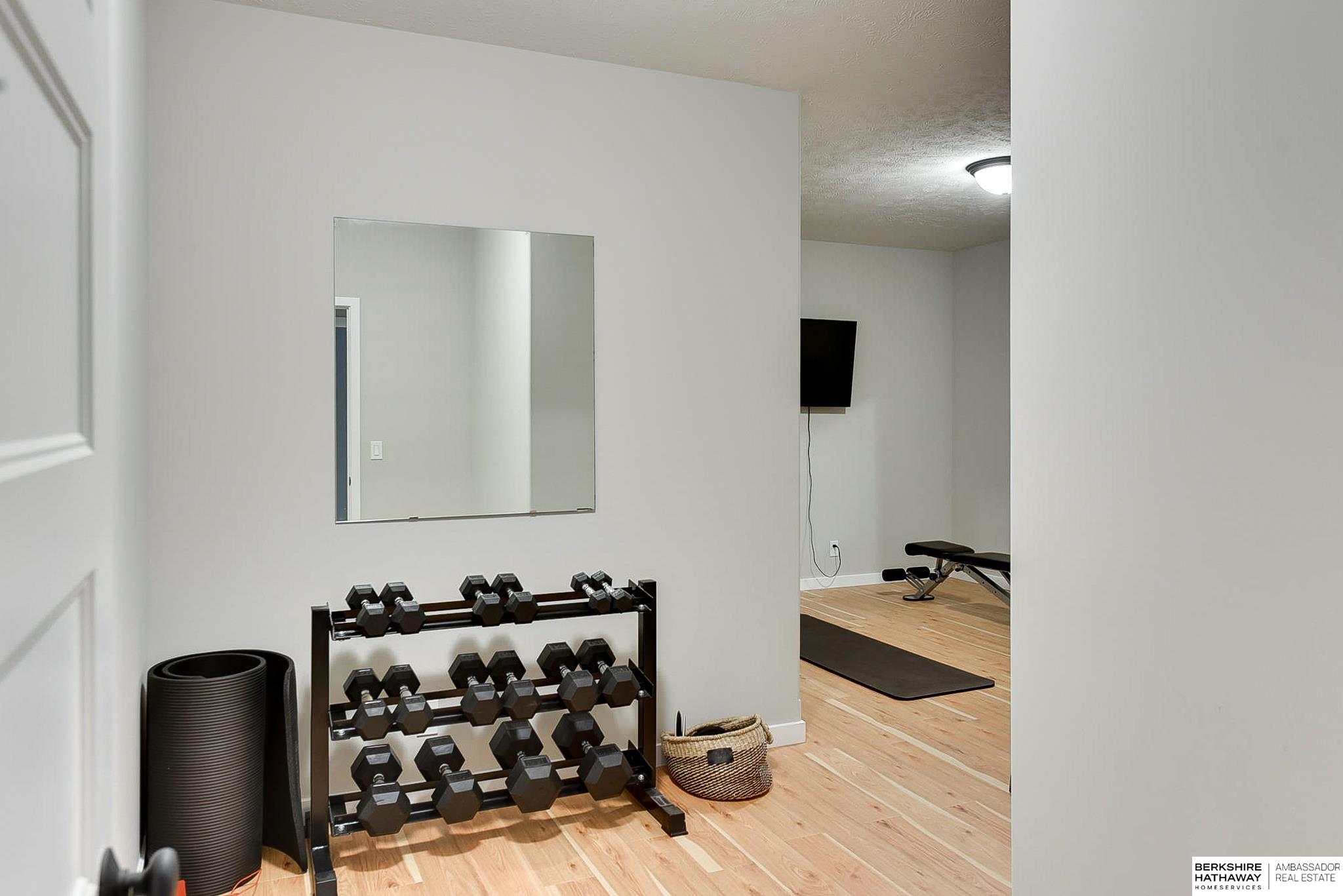 20709 Woodridge Drive, Gretna, Nebraska image 31