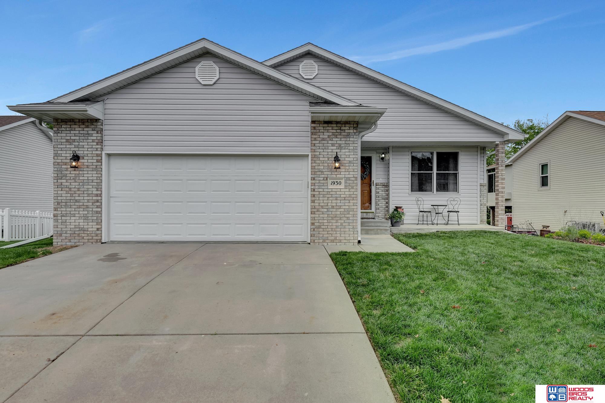 1930 SW 33rd Street, Lincoln, Nebraska image 1