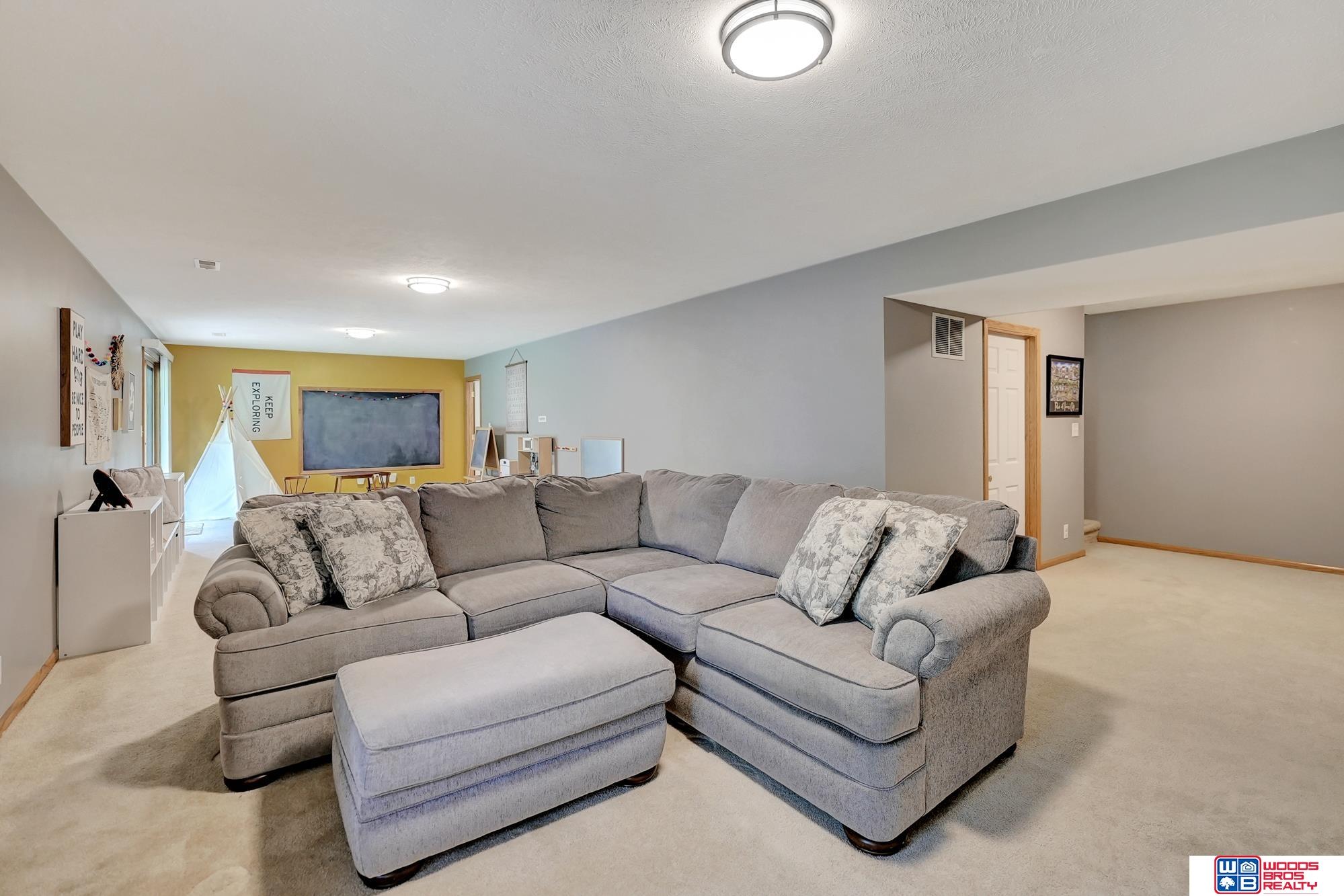 1930 SW 33rd Street, Lincoln, Nebraska image 47
