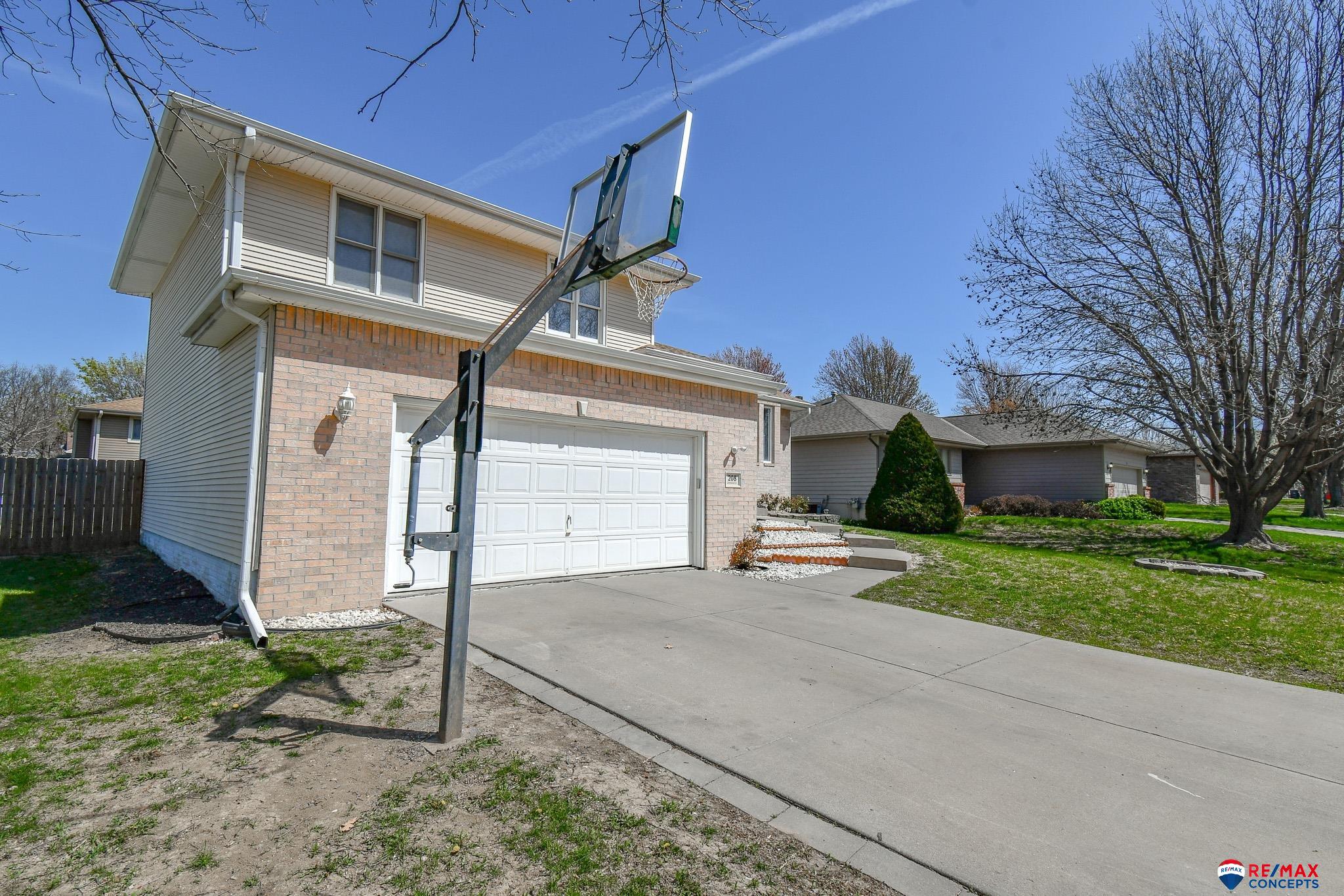 208 Groveland Street, Lincoln, Nebraska image 2