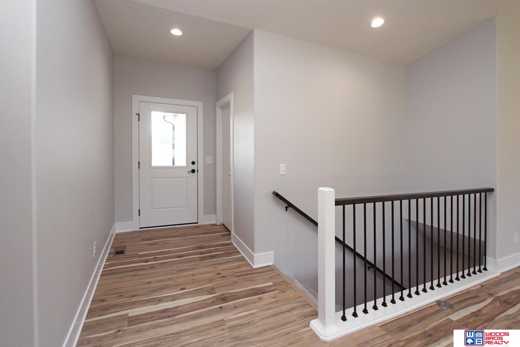 465 Half Moon Drive, Lincoln, Nebraska image 18
