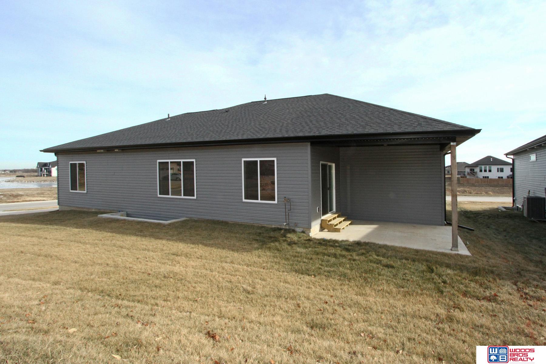 465 Half Moon Drive, Lincoln, Nebraska image 41