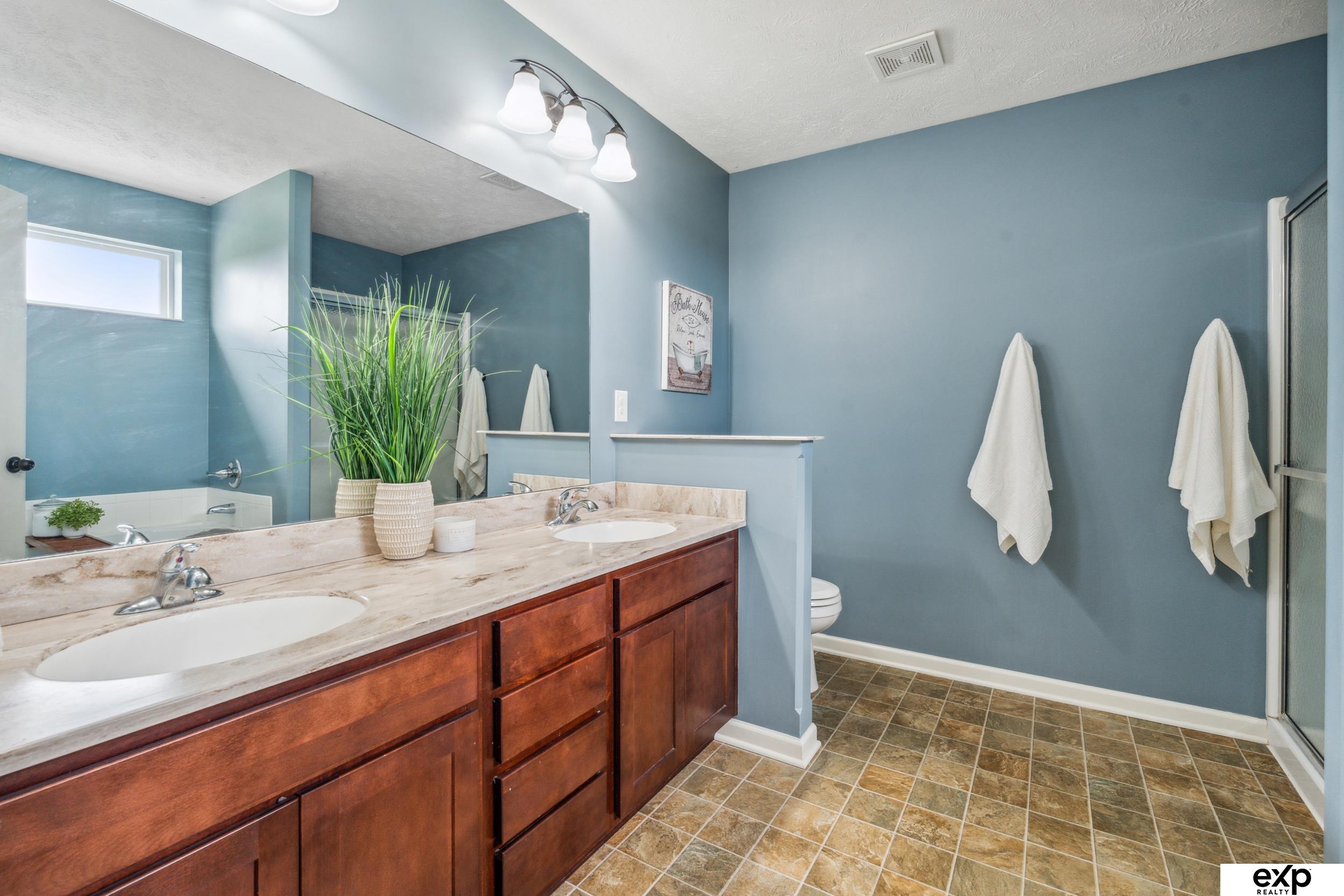 17123 Samantha Road, Gretna, Nebraska image 24