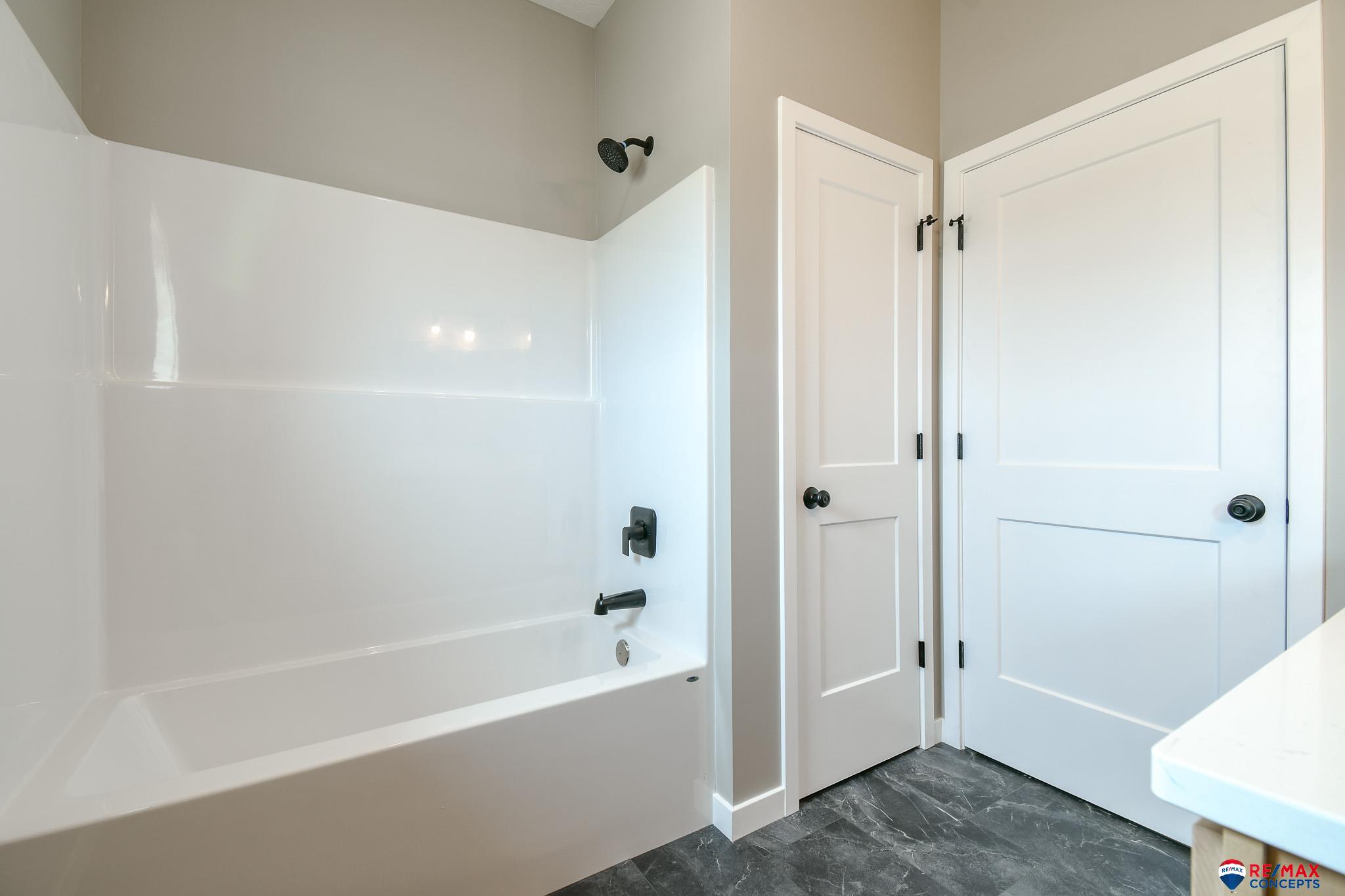 1115 Lakeshore Drive, Crete, Nebraska image 33