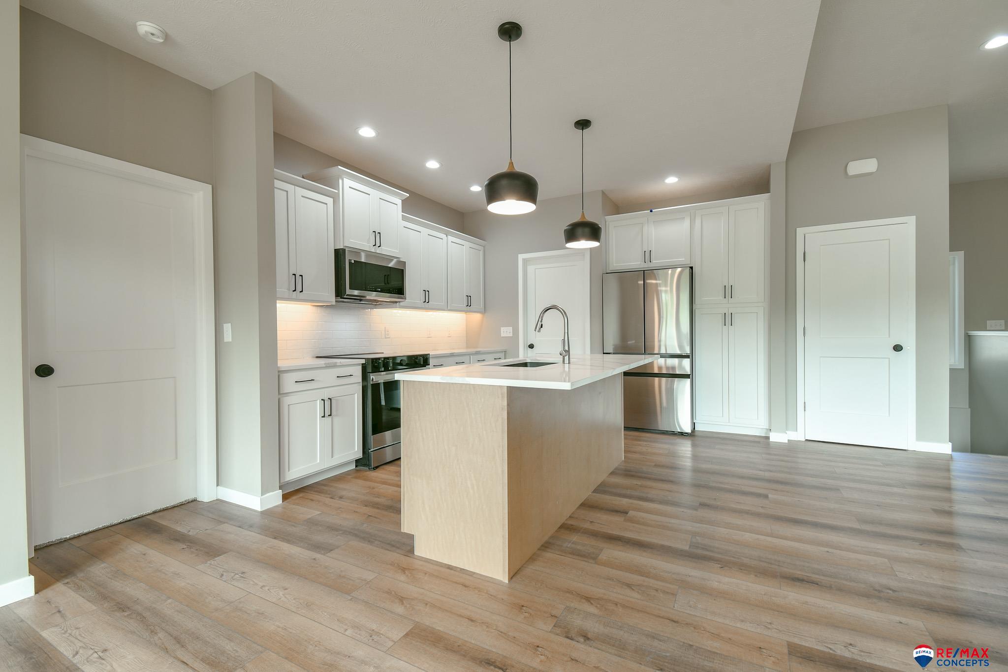 1115 Lakeshore Drive, Crete, Nebraska image 10