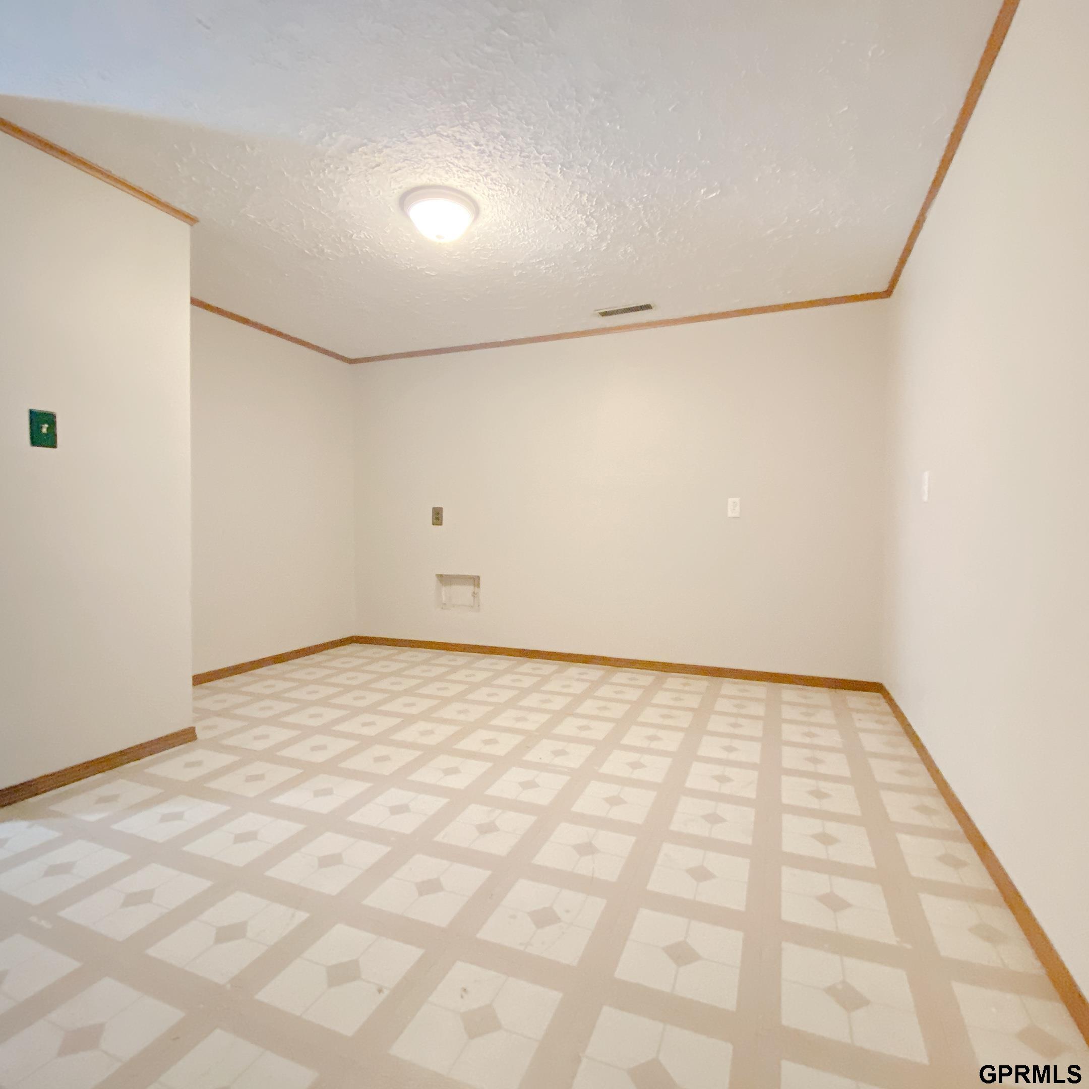 101 E 28 Avenue, Bellevue, Nebraska image 31