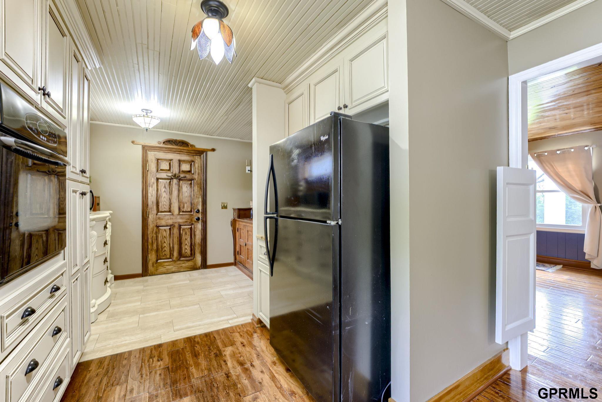5325 Oak Hills Drive, Omaha, Nebraska image 16