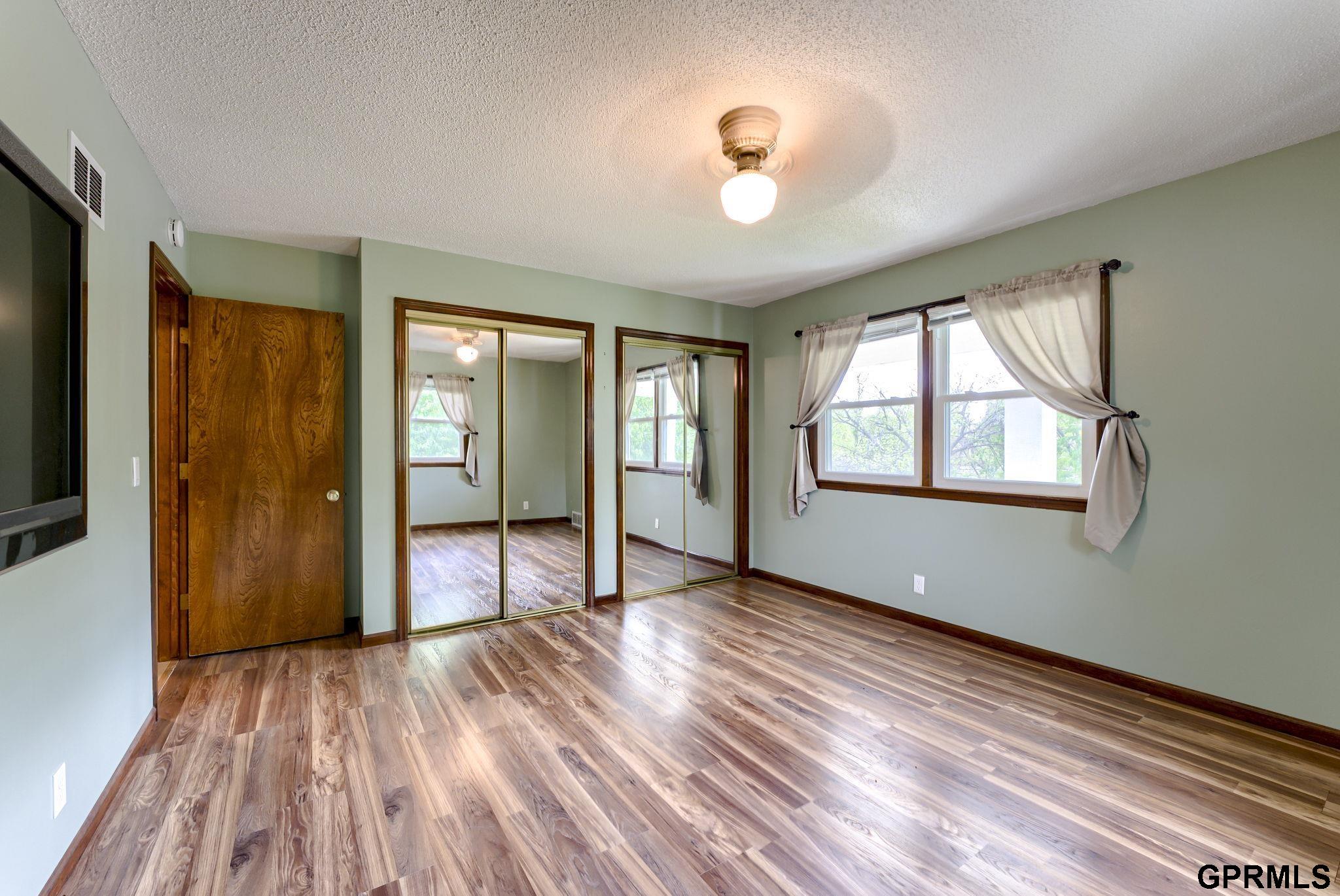 5325 Oak Hills Drive, Omaha, Nebraska image 30