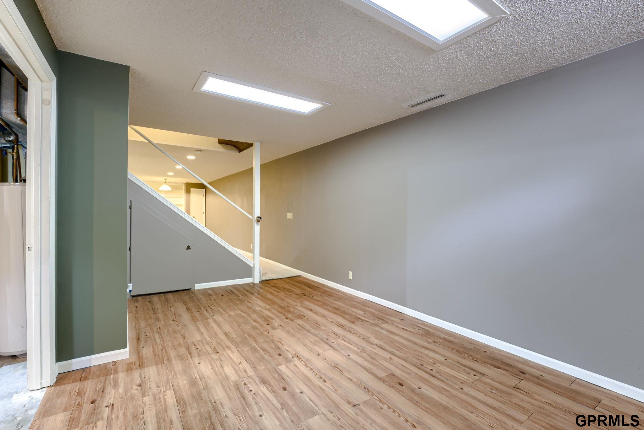 5325 Oak Hills Drive, Omaha, Nebraska image 39