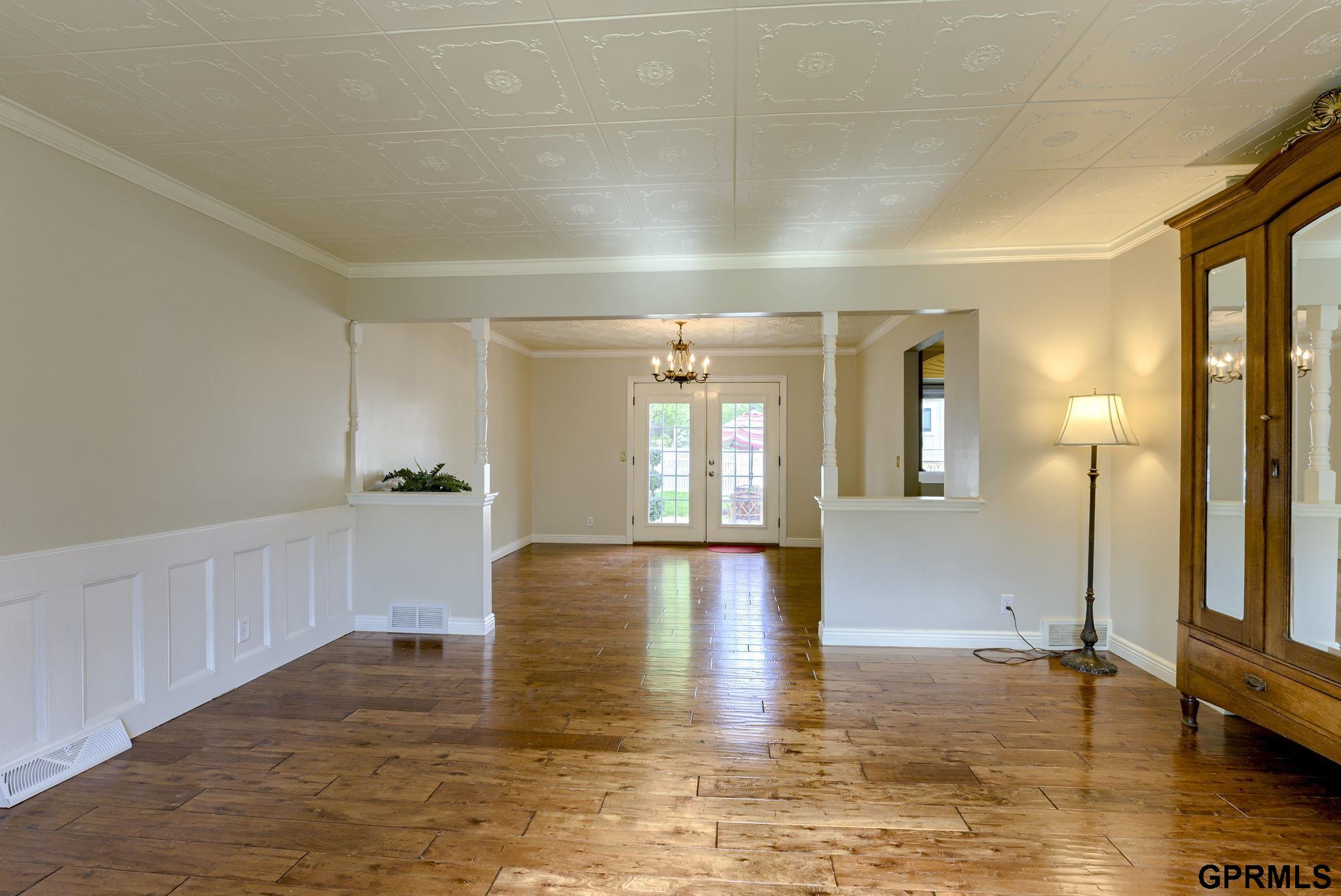 5325 Oak Hills Drive, Omaha, Nebraska image 6