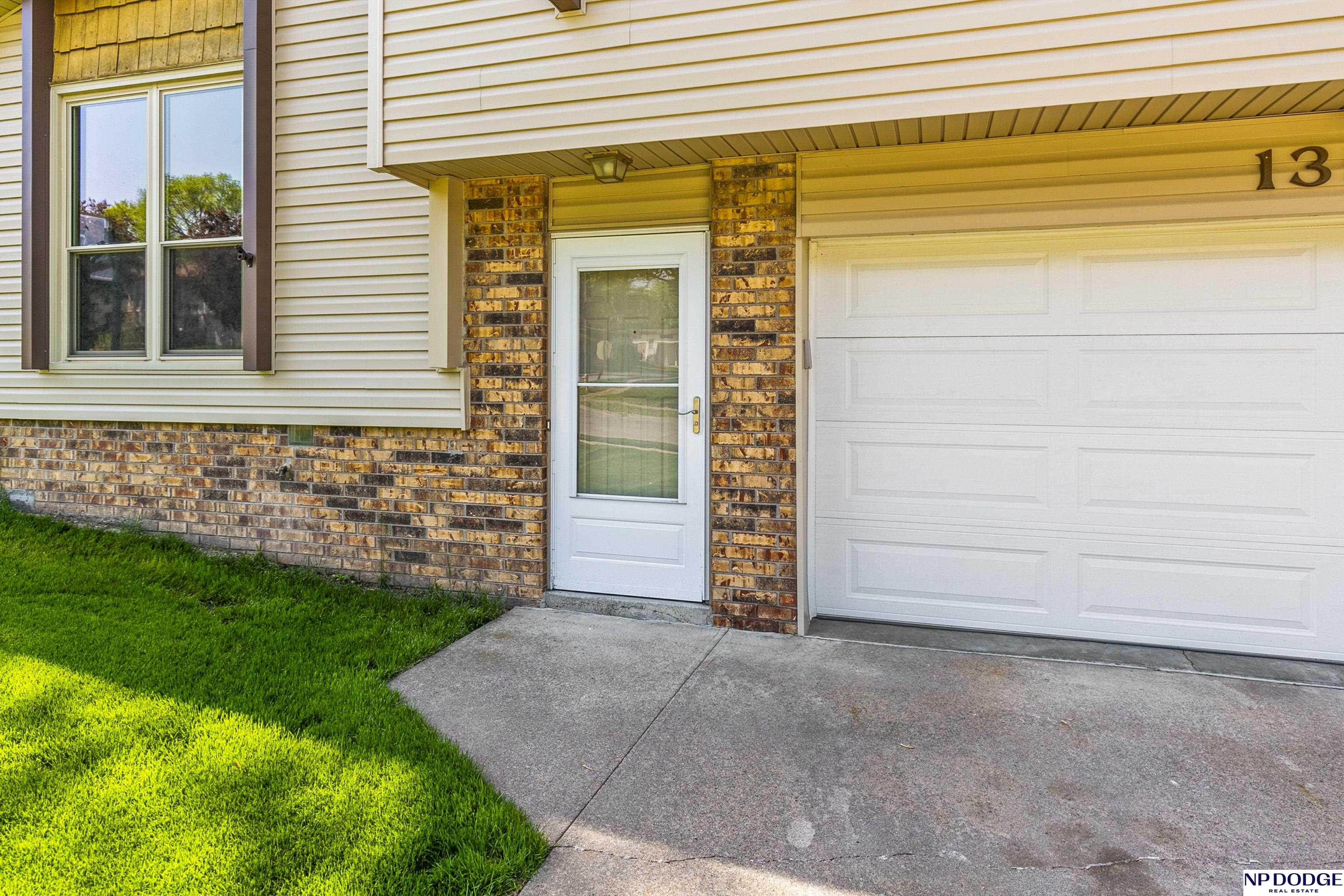 13501 Gertrude Street, Omaha, Nebraska image 3