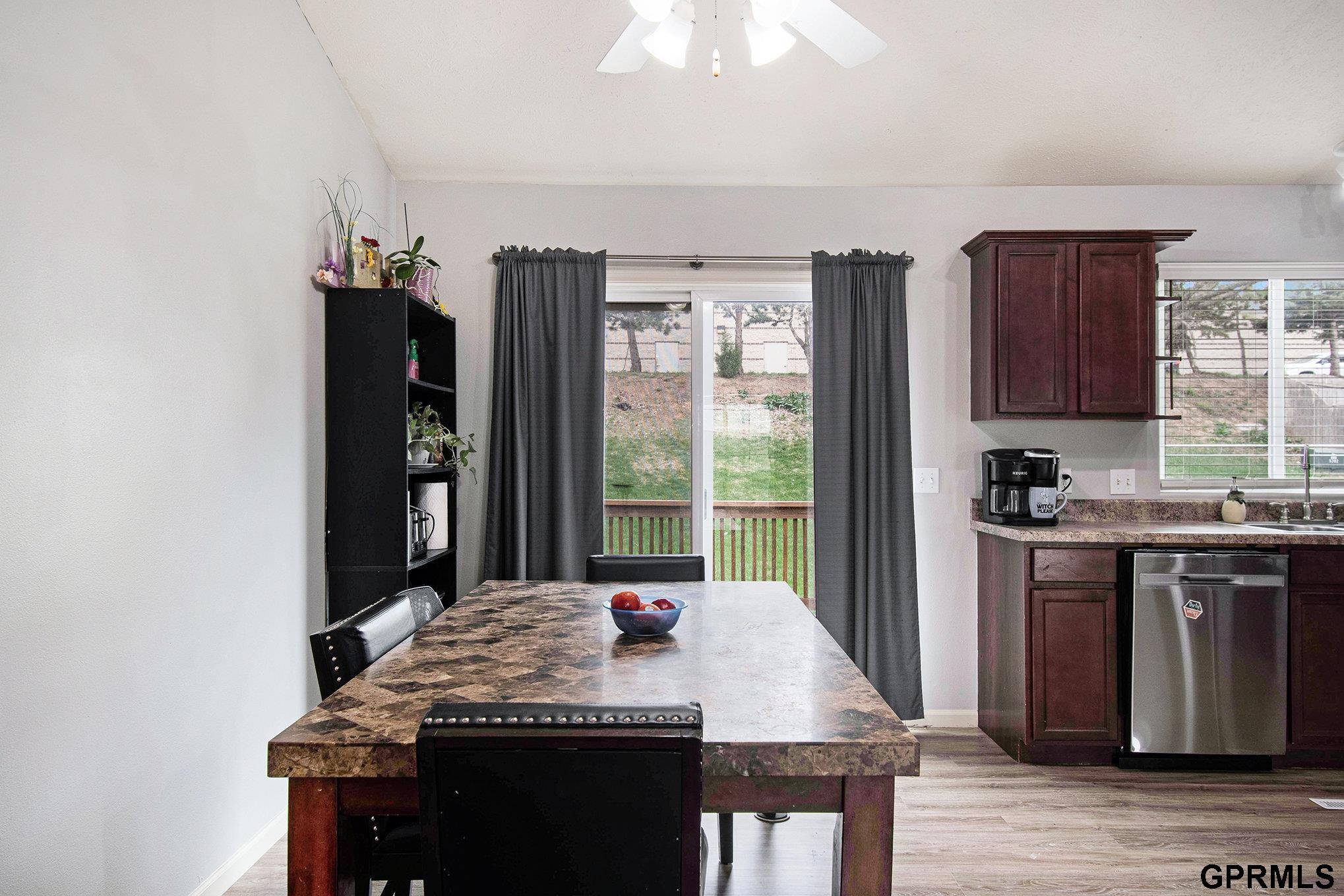 7815 S 72nd Avenue Circle, La Vista, Nebraska image 12