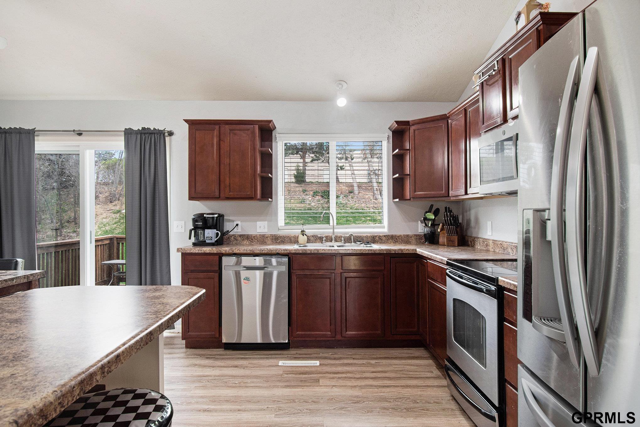 7815 S 72nd Avenue Circle, La Vista, Nebraska image 9