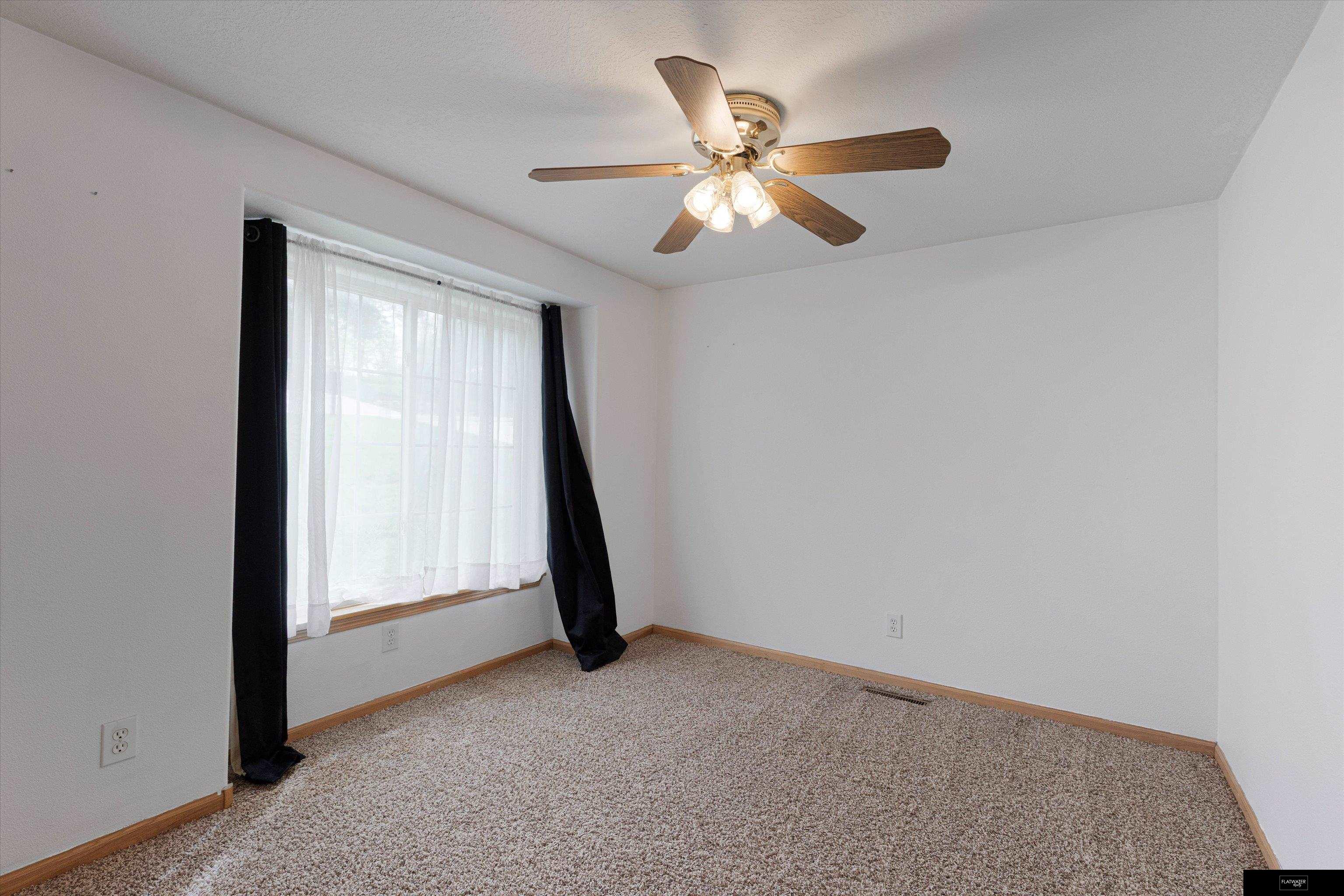 8887 Verdon Circle, Plattsmouth, Nebraska image 20