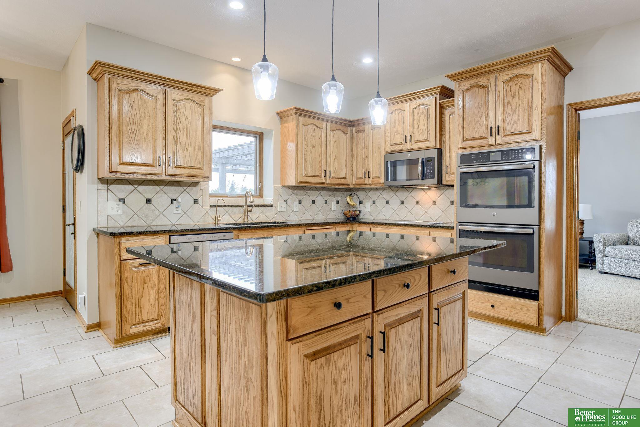 20181 Woodridge Drive, Gretna, Nebraska image 15