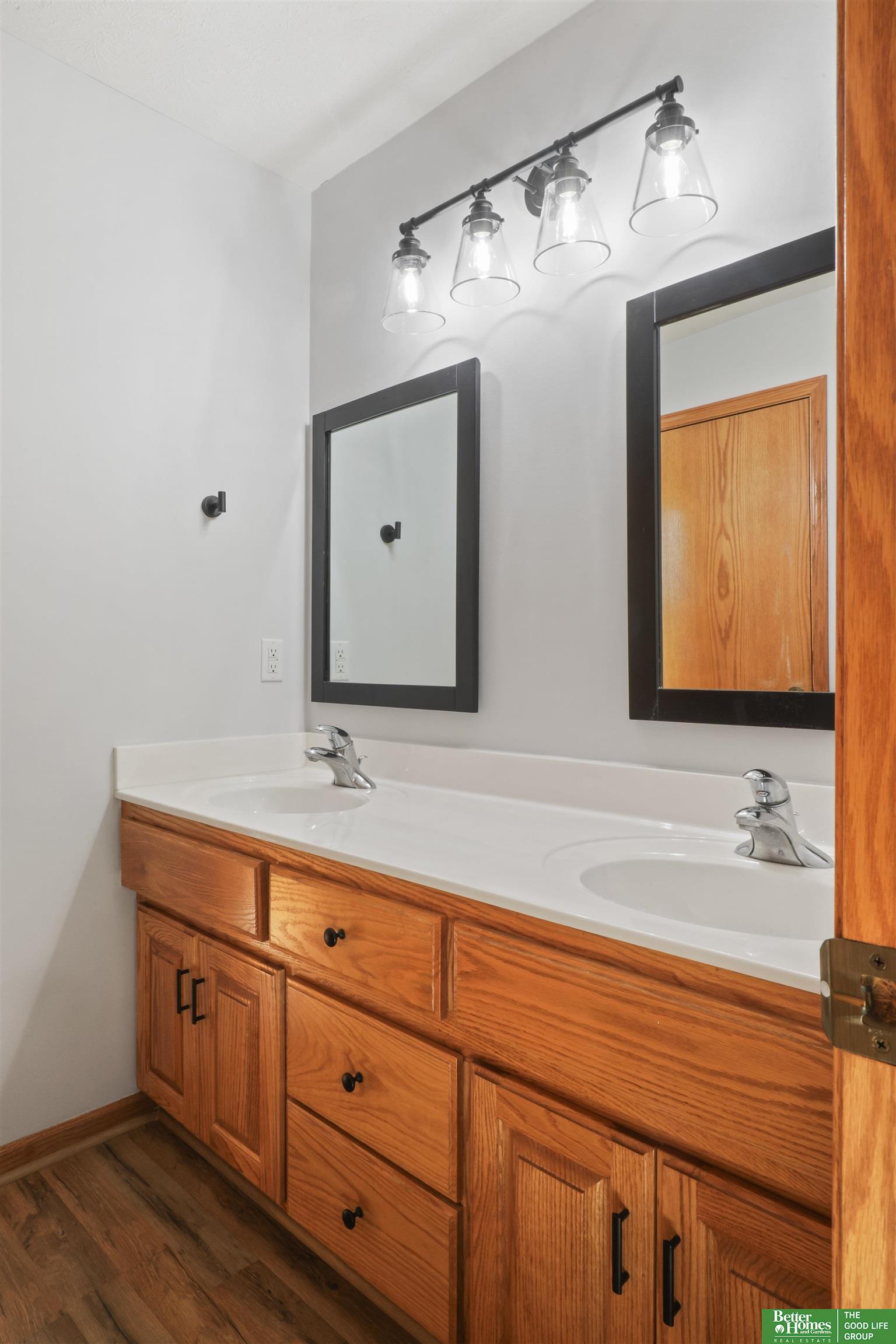 20181 Woodridge Drive, Gretna, Nebraska image 35