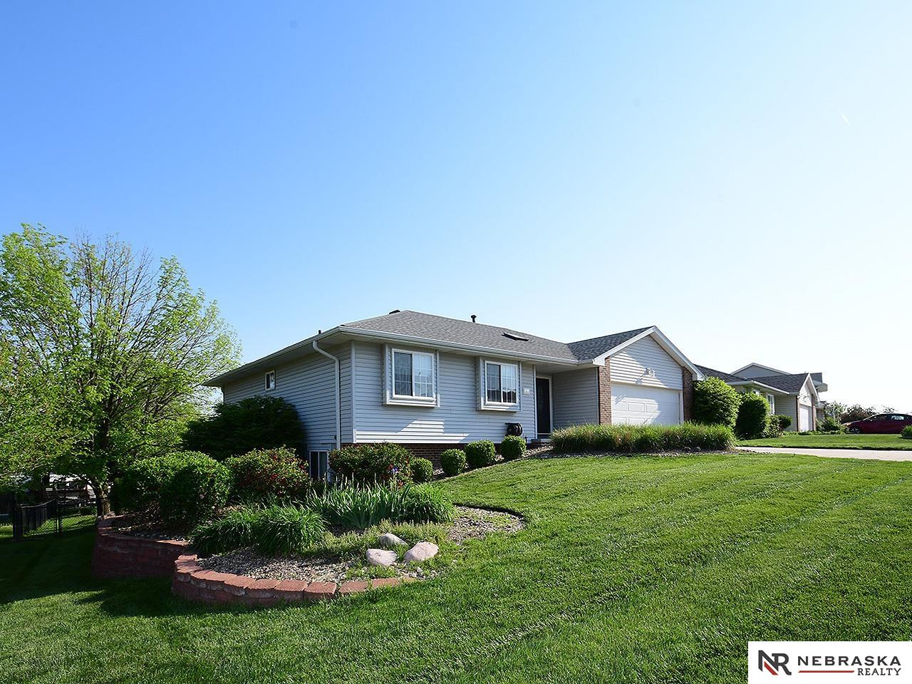 838 Bordeaux Avenue, Bellevue, Nebraska image 2