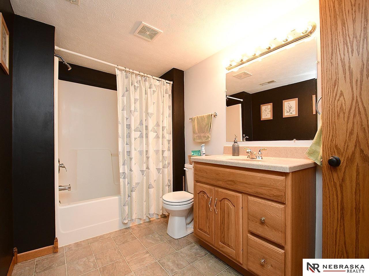 838 Bordeaux Avenue, Bellevue, Nebraska image 31
