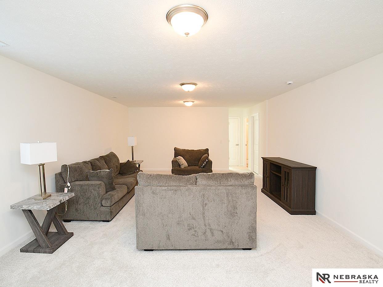 11312 Horizon Circle, Papillion, Nebraska image 24