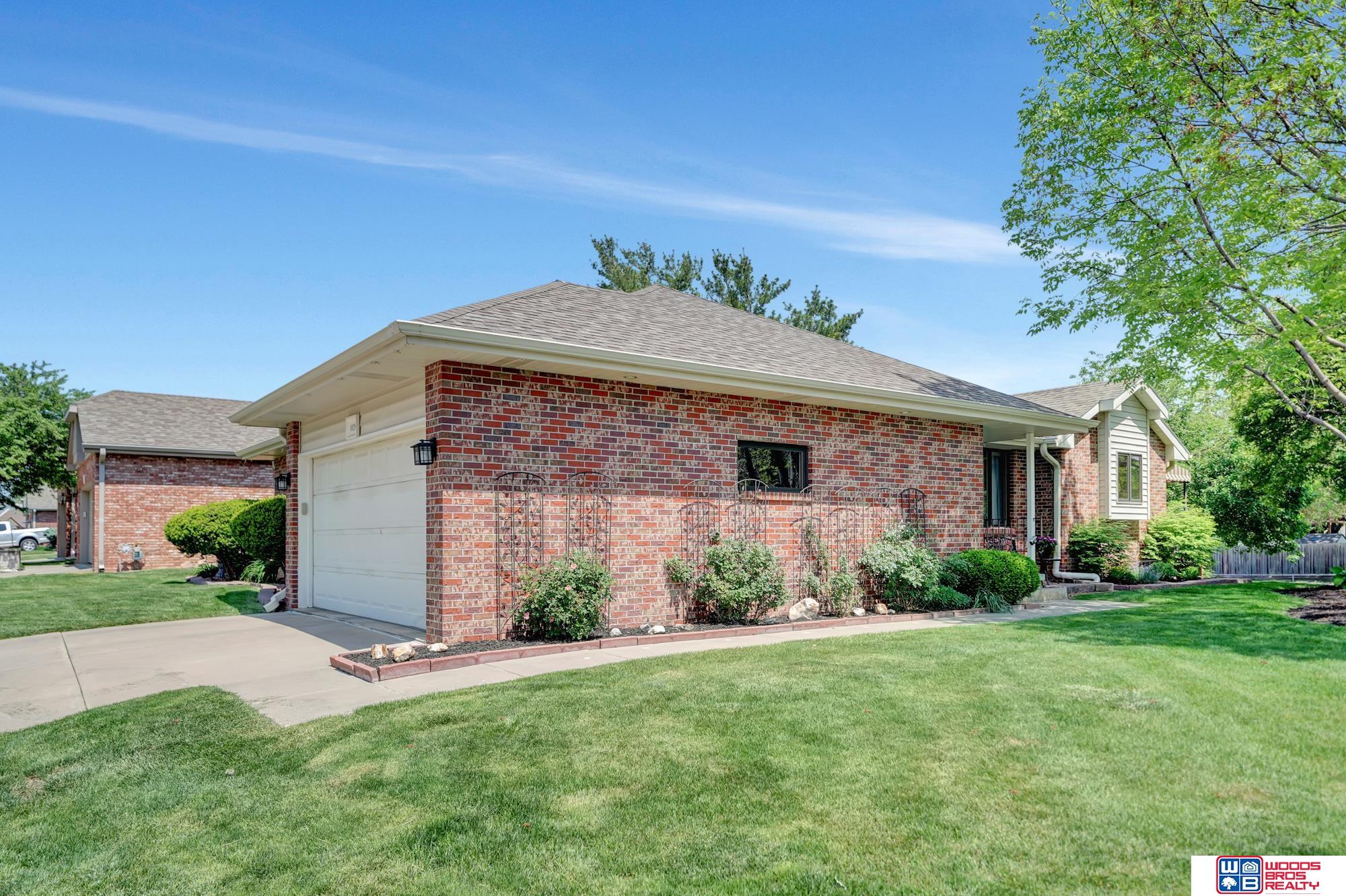 5828 Brittany Place, Lincoln, Nebraska image 2