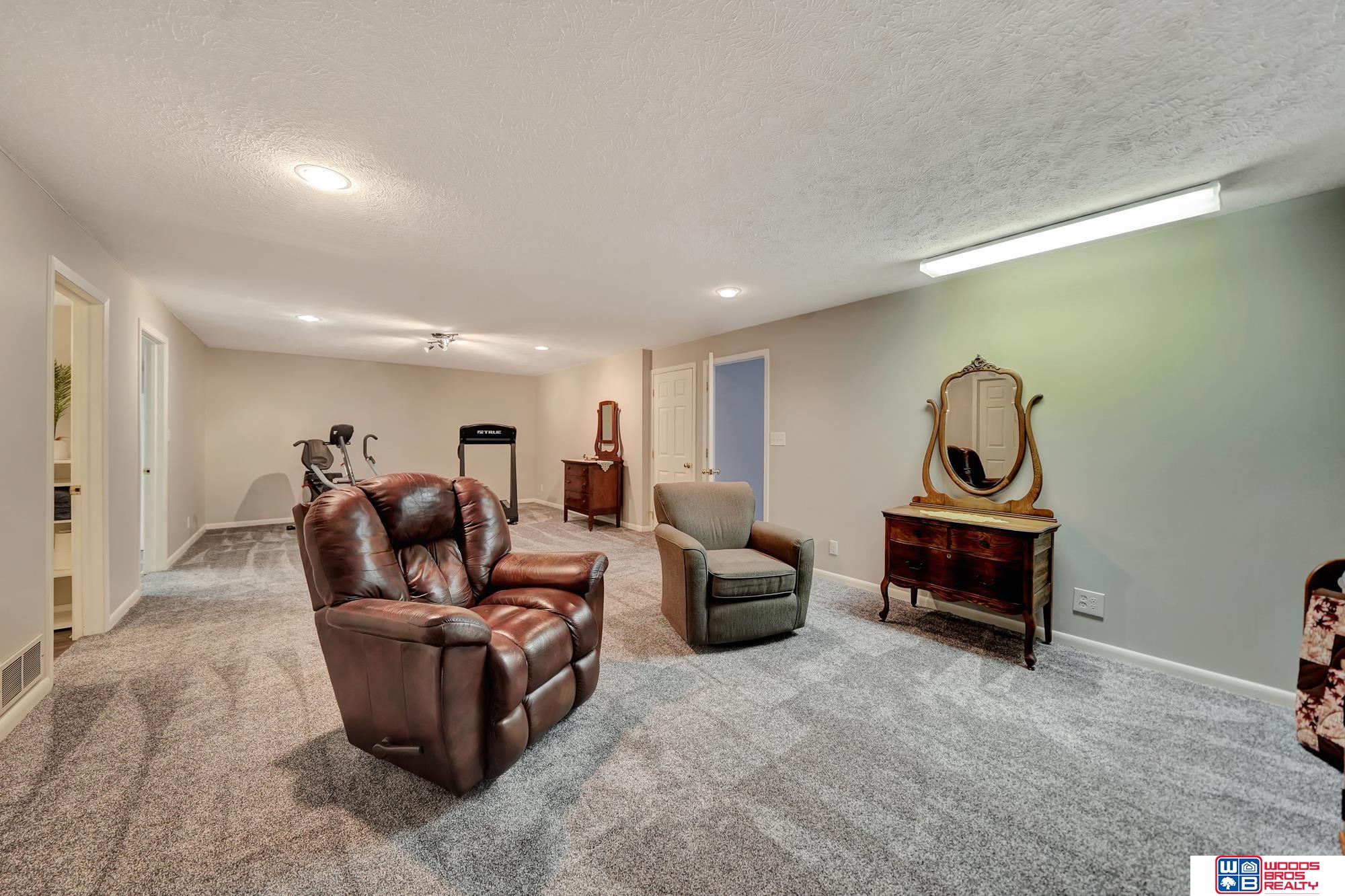 5828 Brittany Place, Lincoln, Nebraska image 9
