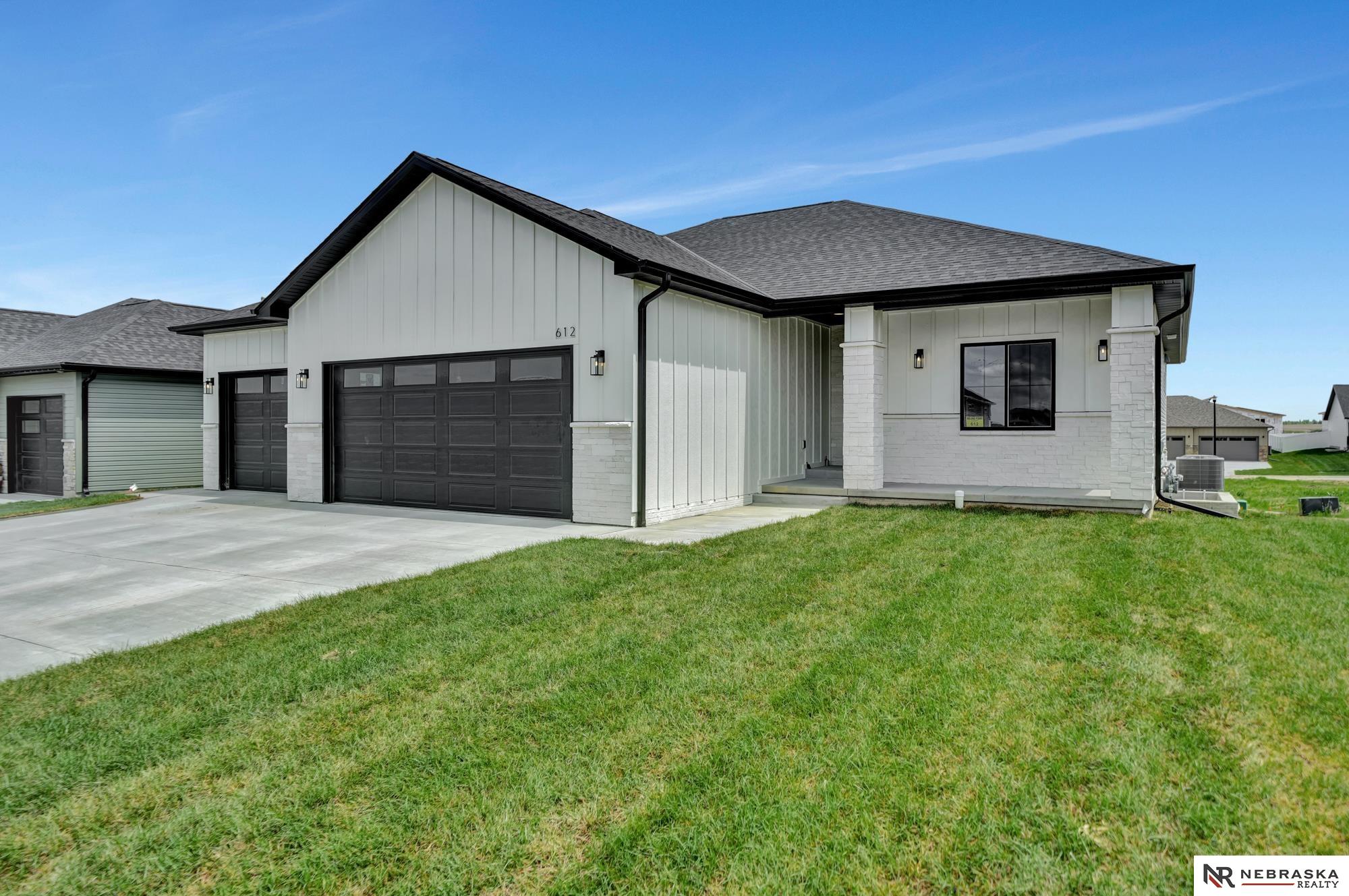 612 N 107th Street, Lincoln, Nebraska image 2