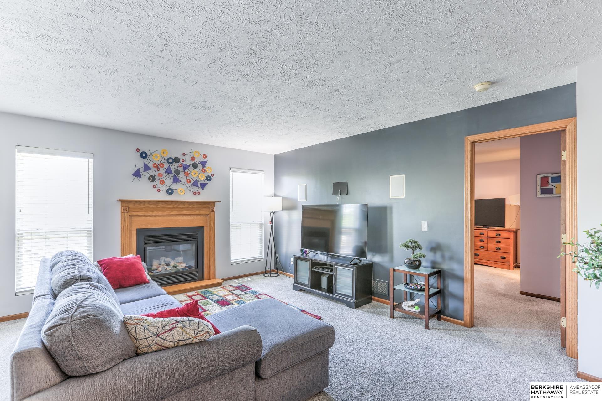 16214 Erskine Circle, Omaha, Nebraska image 3