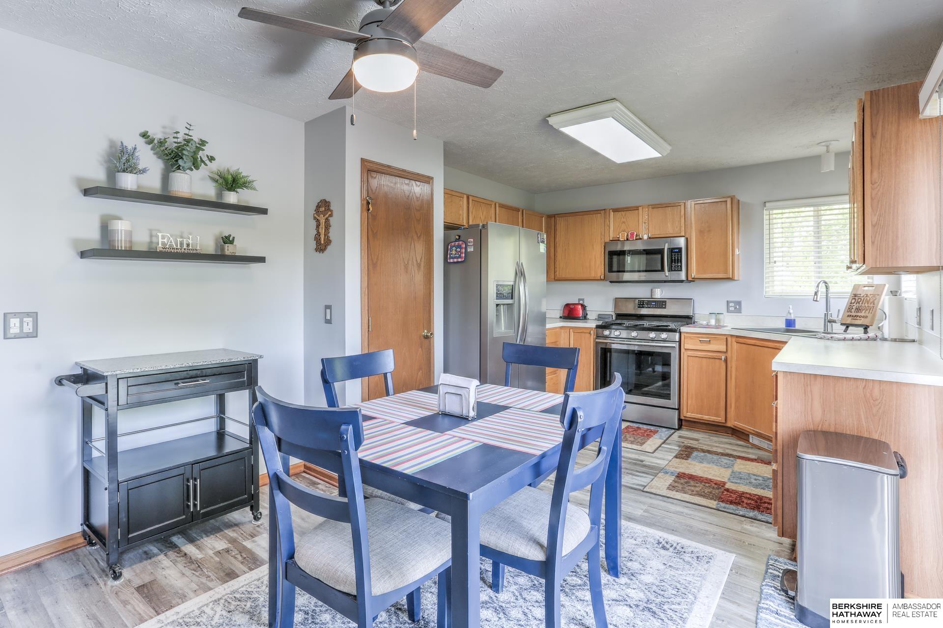 16214 Erskine Circle, Omaha, Nebraska image 6