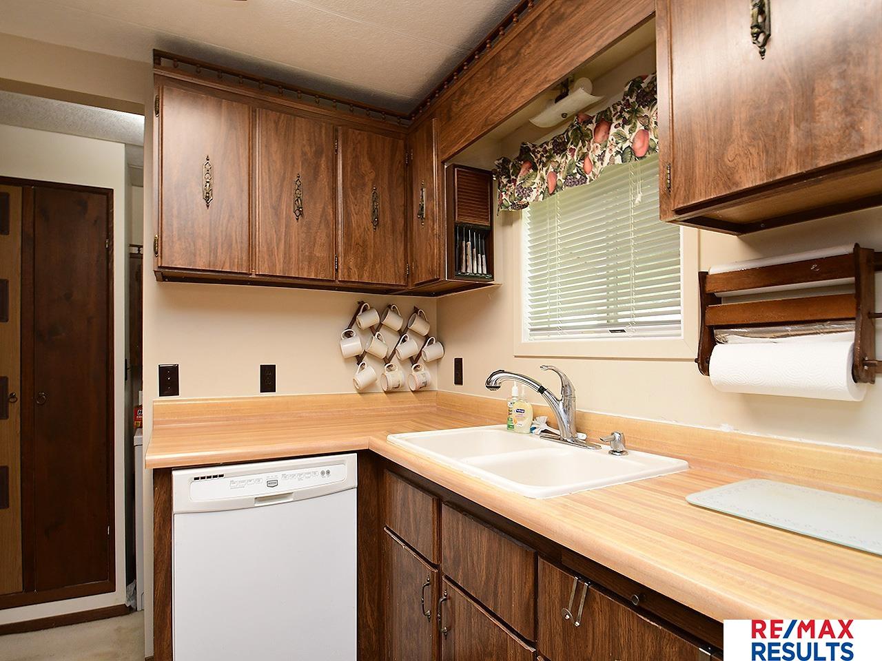 10507 Whitmore Court, Omaha, Nebraska image 19