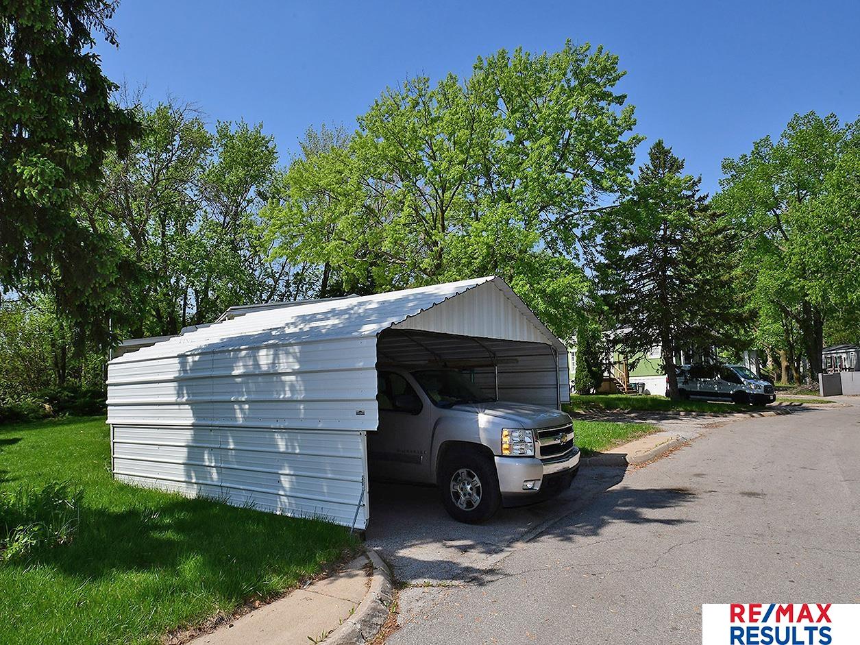 10507 Whitmore Court, Omaha, Nebraska image 3